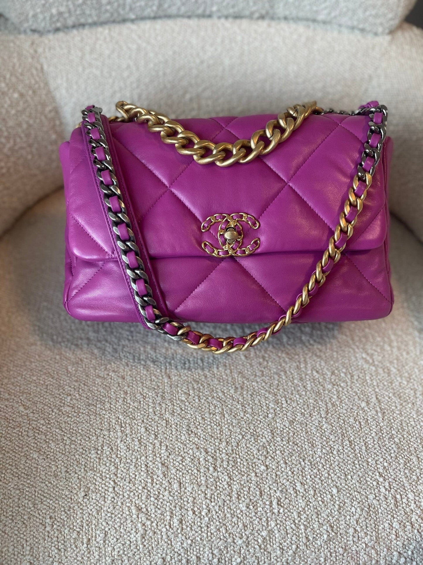 21P Magenta Lambskin Quilted 19 Flap Large Mixed Hardware