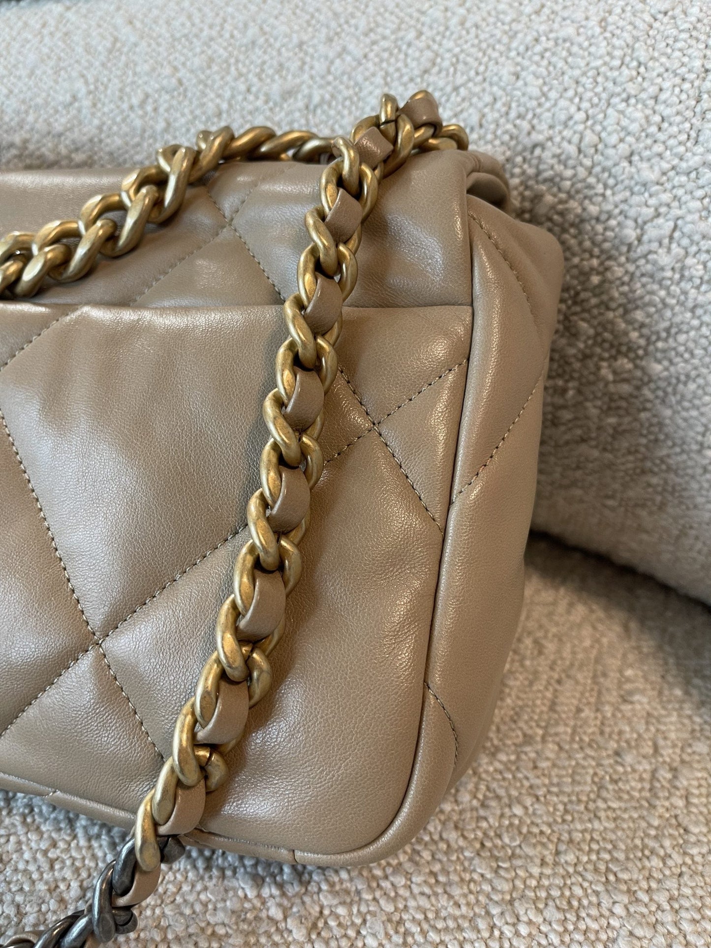 21S Beige Lambskin Quilted 19 Flap Small Mixed Hardware