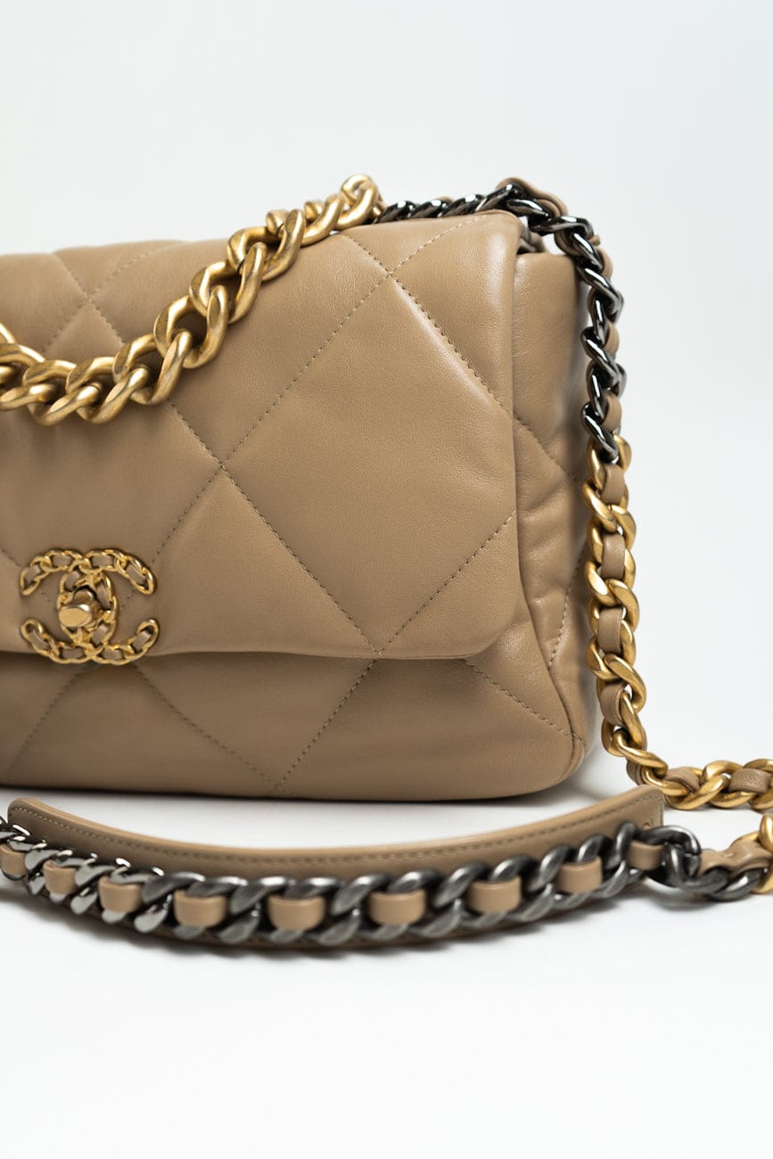 21S Large Beige/Gold Lambskin Quilted 19 Flap Mixed Hardware