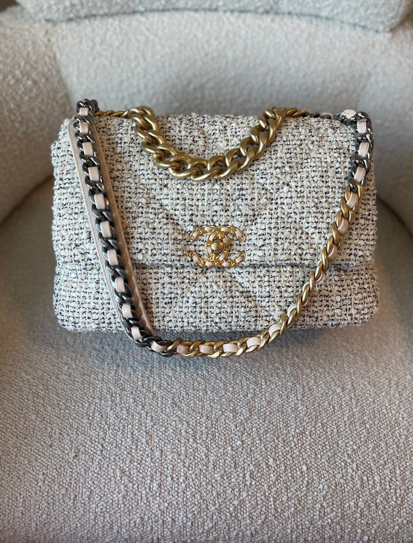 21S Oreo Tweed Quilted 19 Flap Large  Mixed Hardware