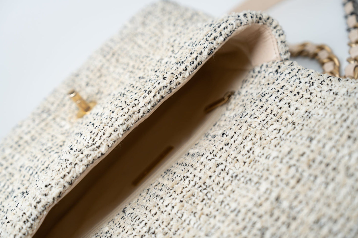 21S Oreo Tweed Quilted 19 Flap Small Mixed Hardware