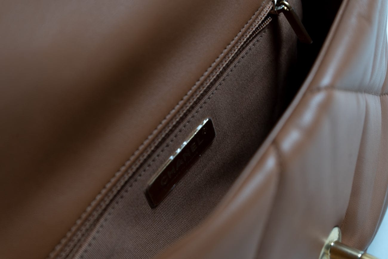 22A Caramel / Light Brown Lambskin Quilted 19 Flap Small MHW