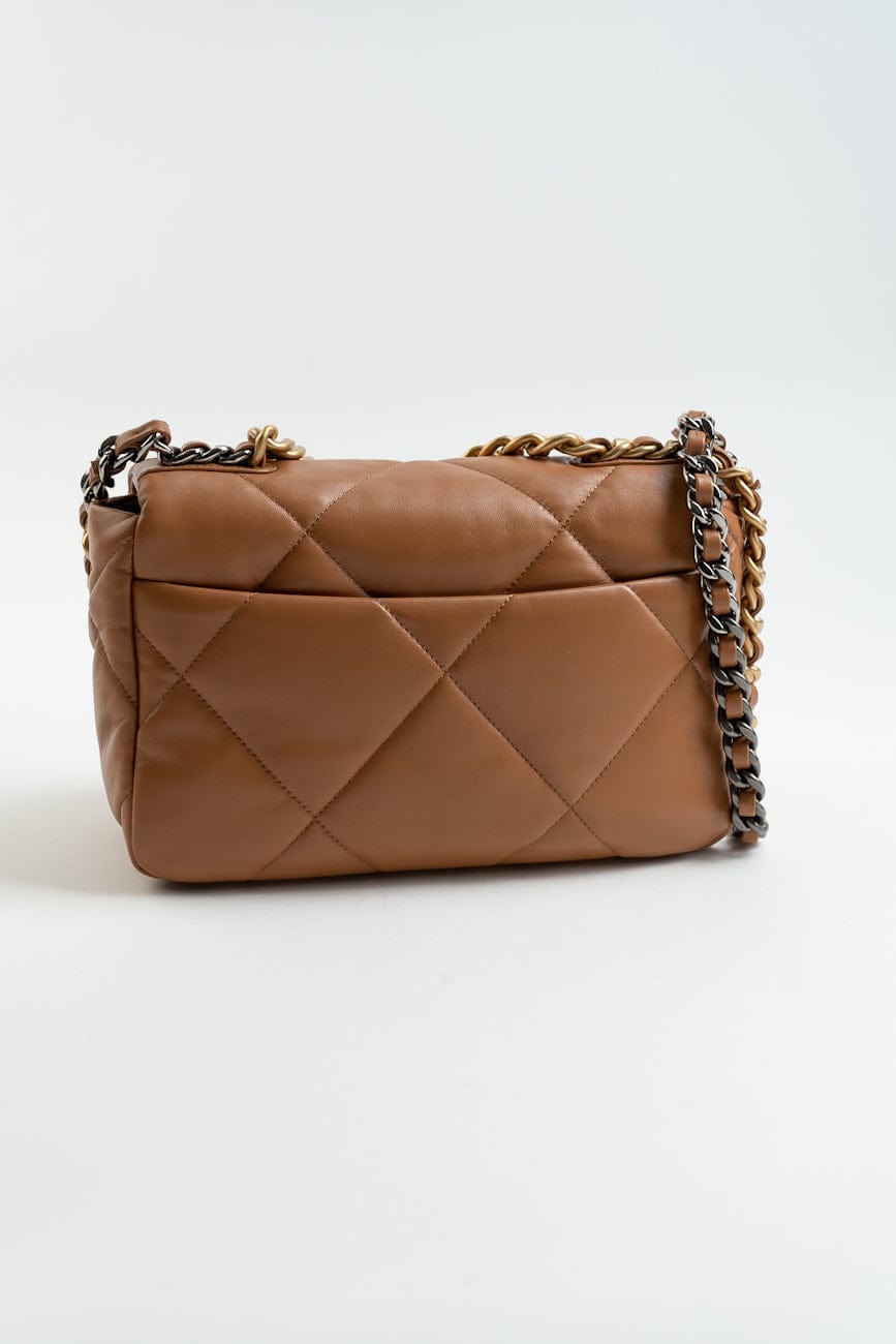 22A Caramel / Light Brown Lambskin Quilted 19 Flap Small MHW