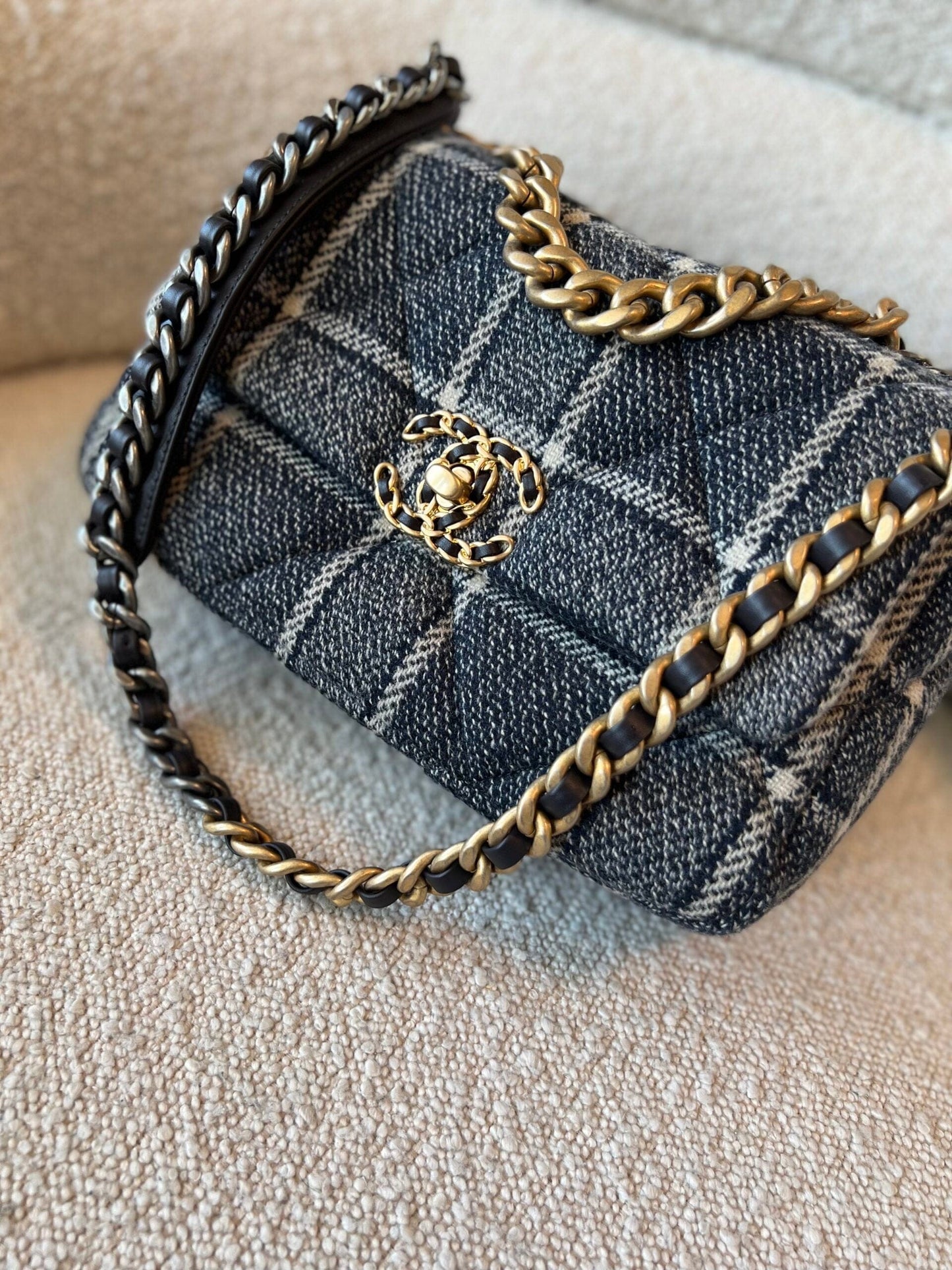 22A Navy Blue Ecru Tweed Quilted 19 Flap Small Mixed Hardware