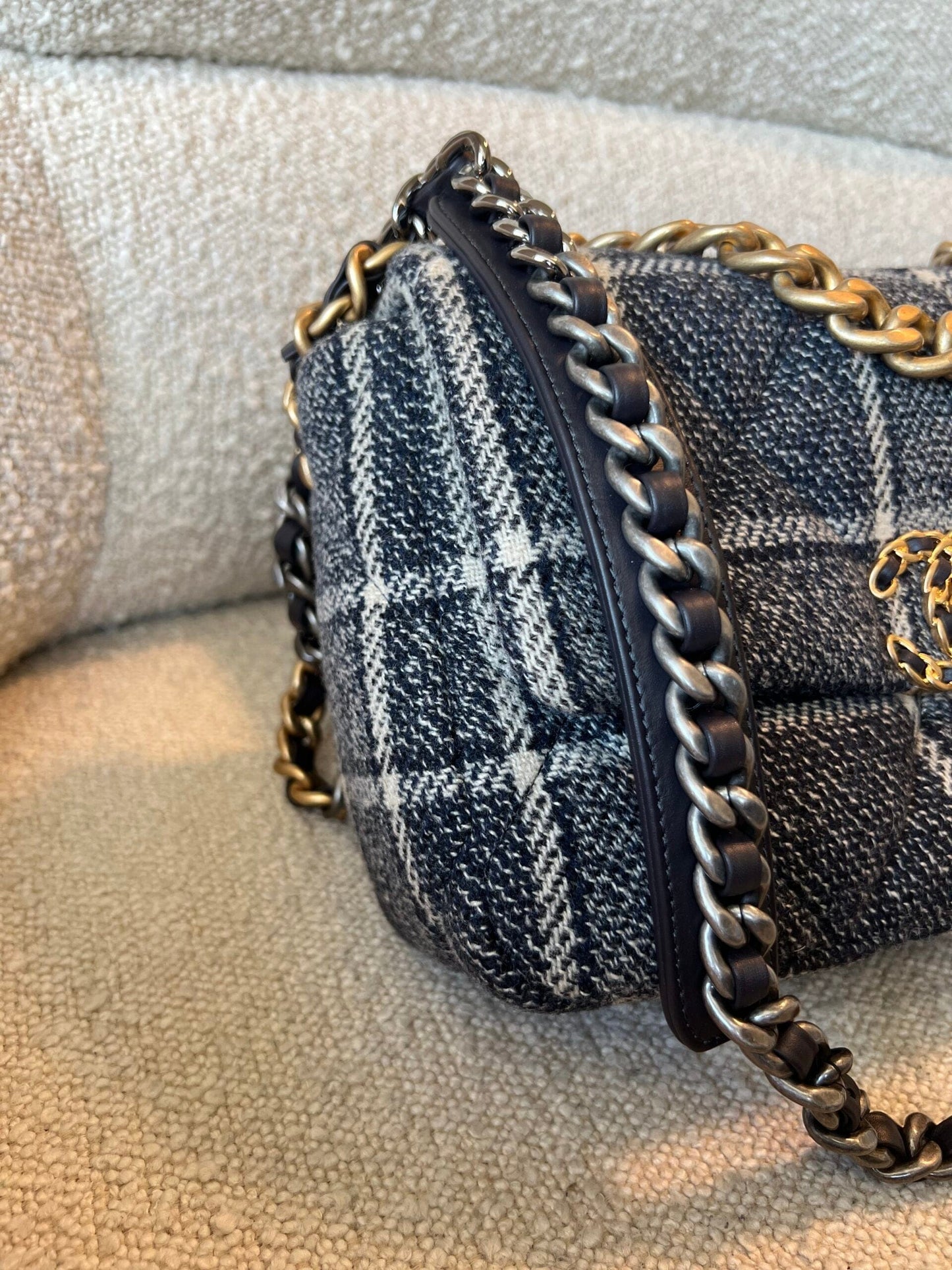 22A Navy Blue Ecru Tweed Quilted 19 Flap Small Mixed Hardware