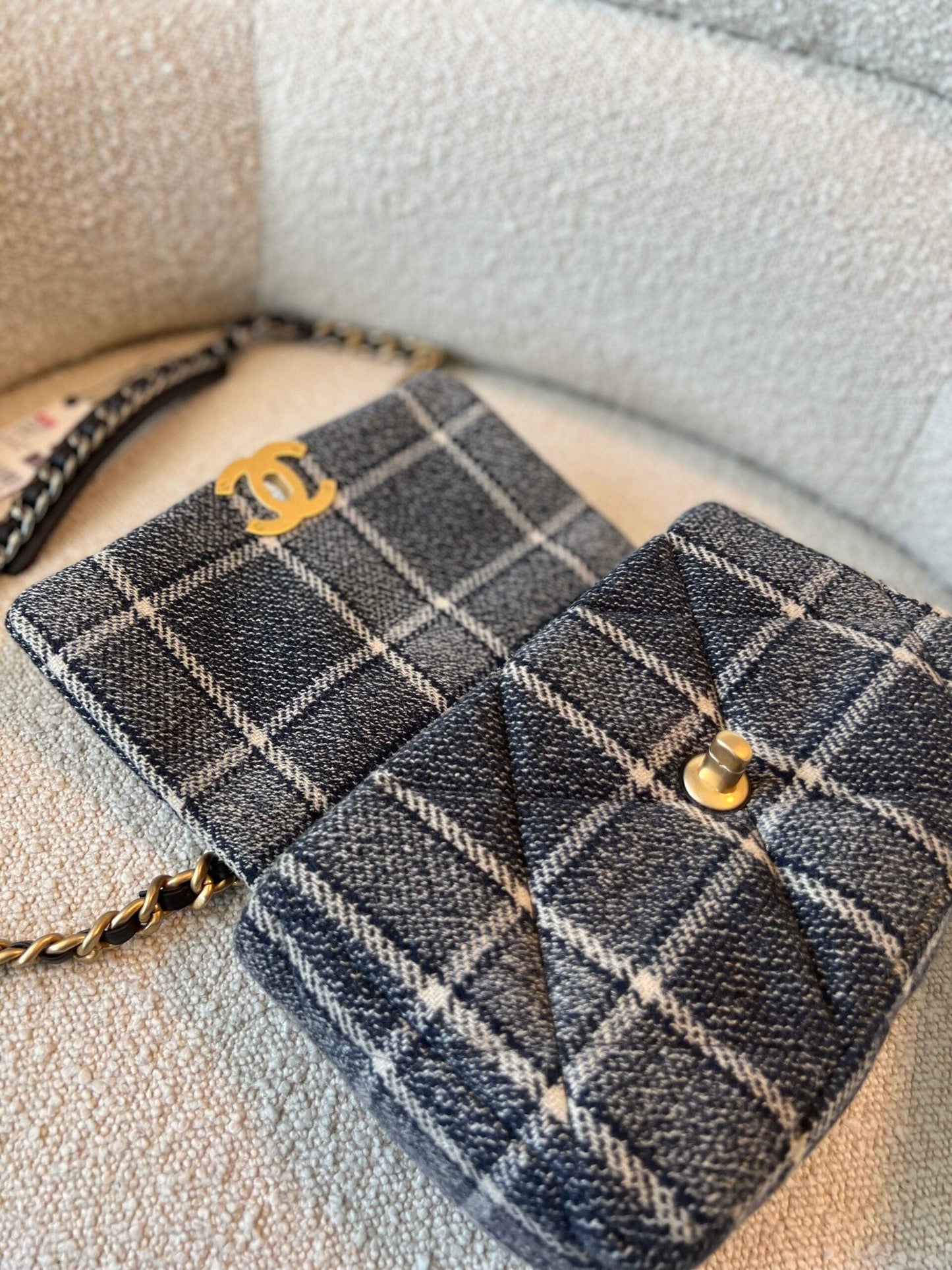 22A Navy Blue Ecru Tweed Quilted 19 Flap Small Mixed Hardware