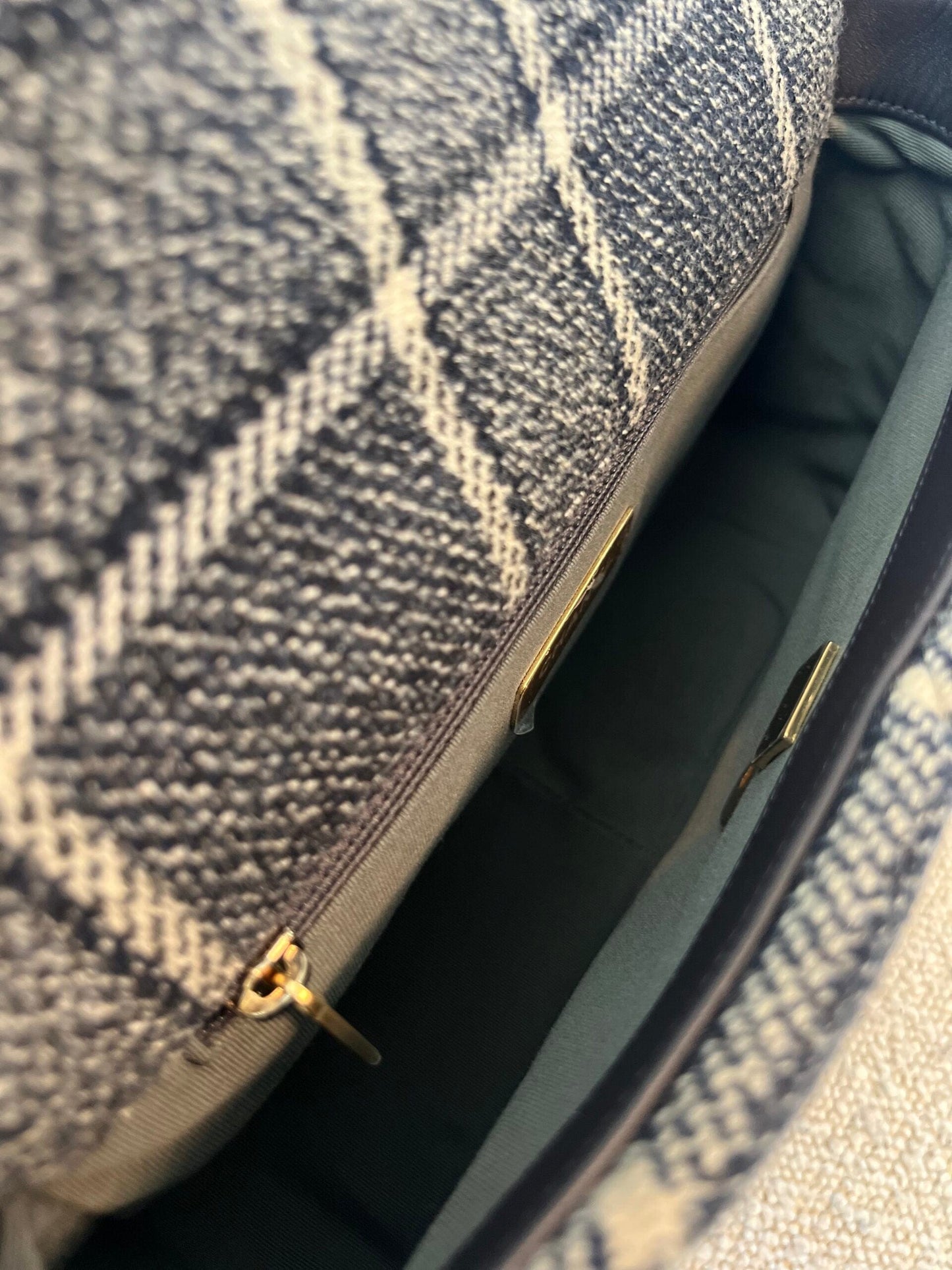 22A Navy Blue Ecru Tweed Quilted 19 Flap Small Mixed Hardware