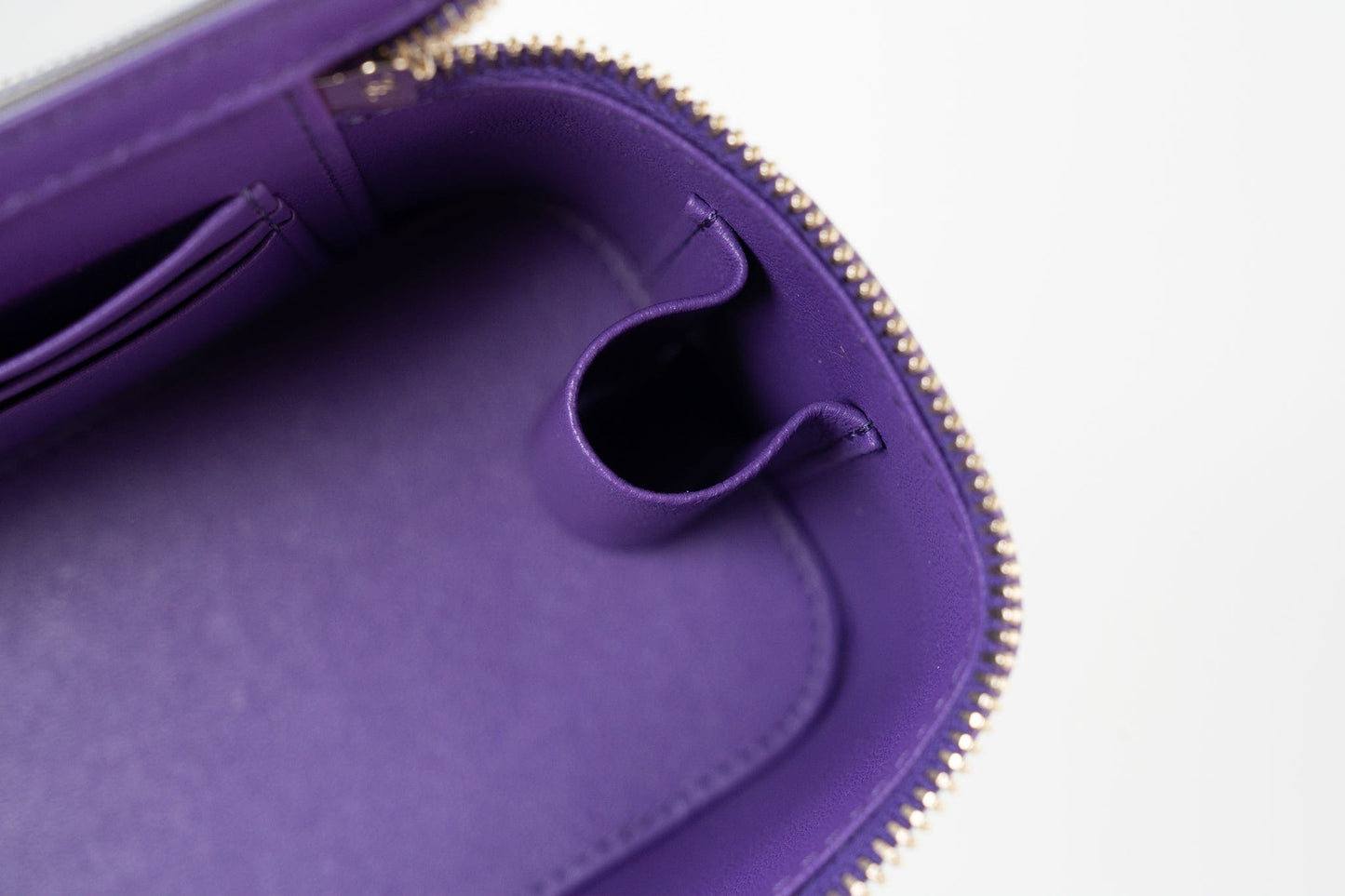 22A Purple Lambskin Quilted Vanity Case w/ Mirror Light Gold Hardware