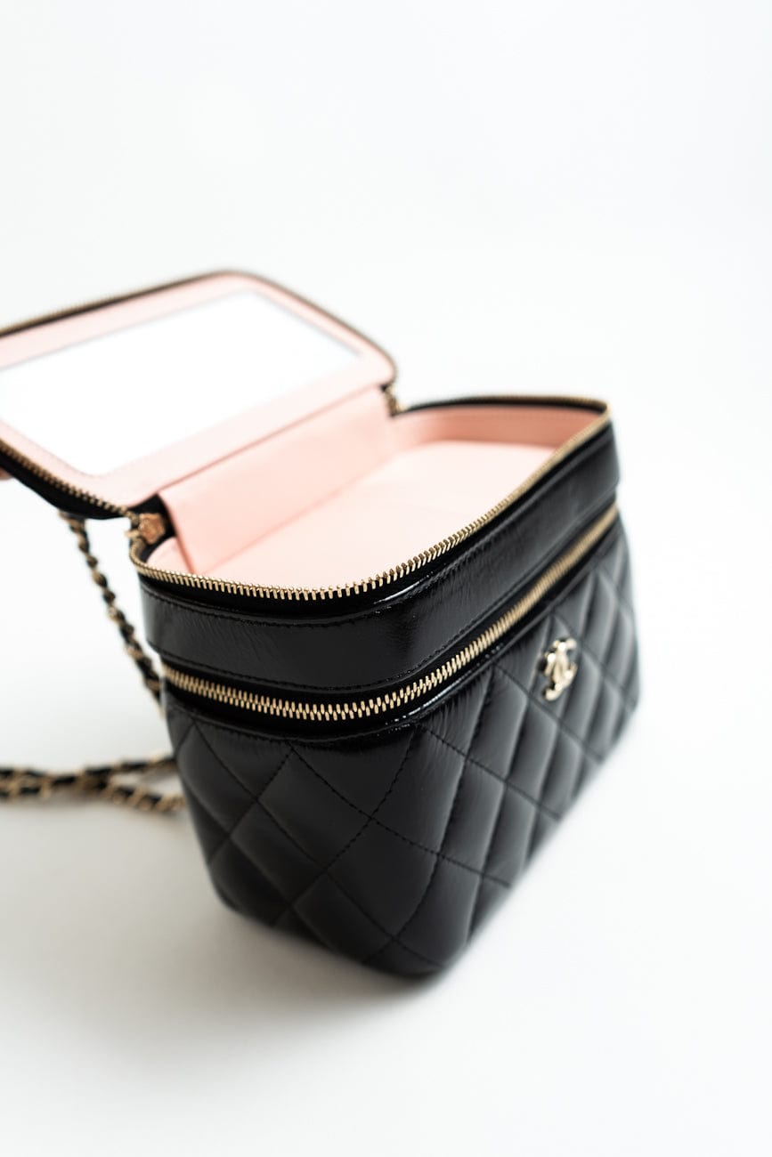 22B Black Shiny Lambskin Vanity with Chain LGHW