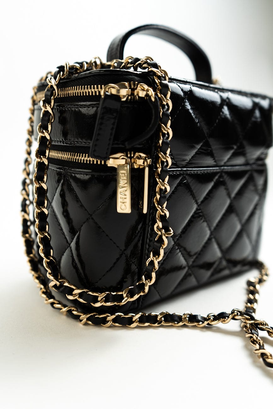 22B Black Shiny Lambskin Vanity with Chain LGHW