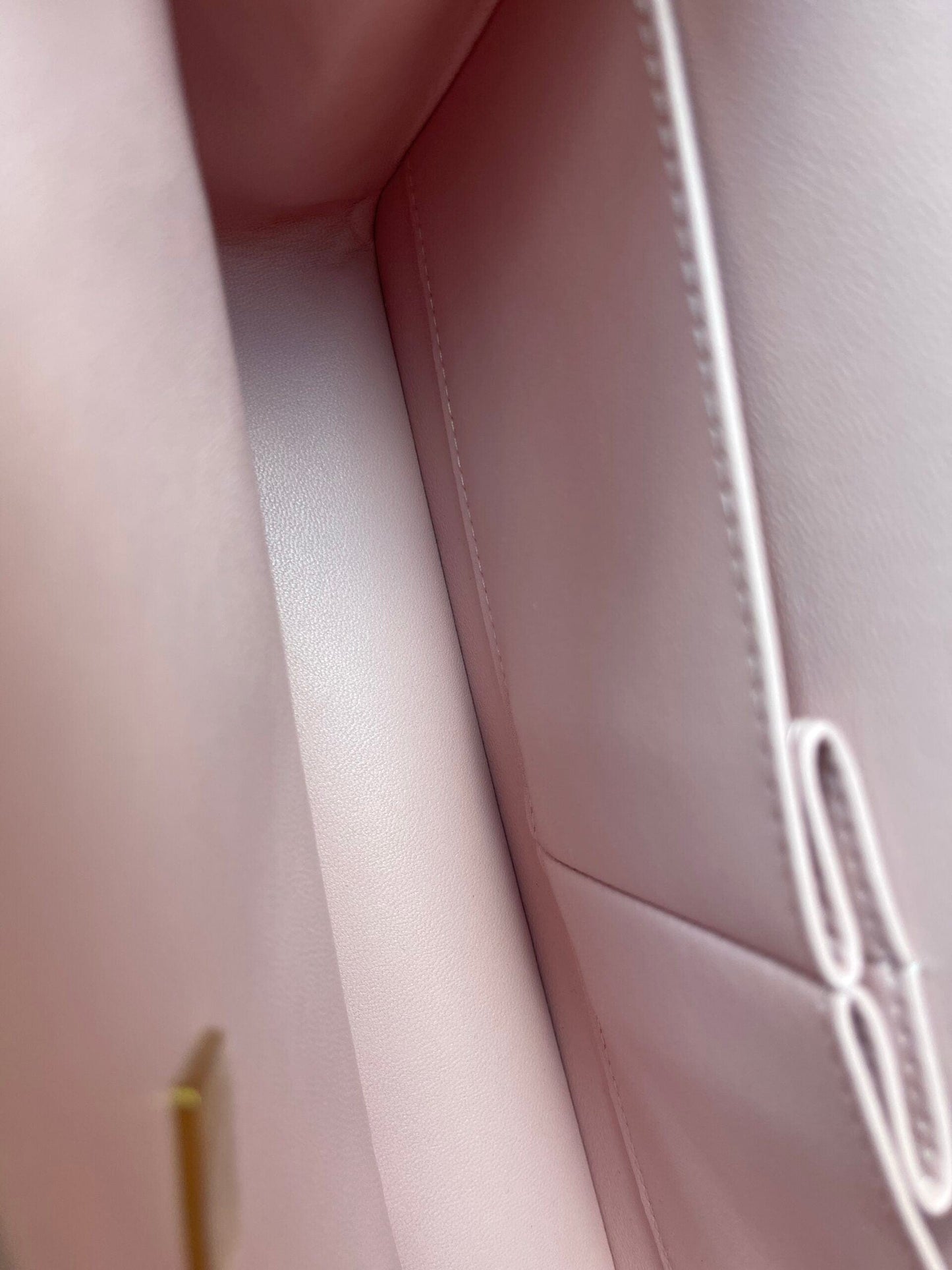 22B Rose Claire/ light pink Caviar Quilted Classic Double Flap Medium Light Gold Hardware