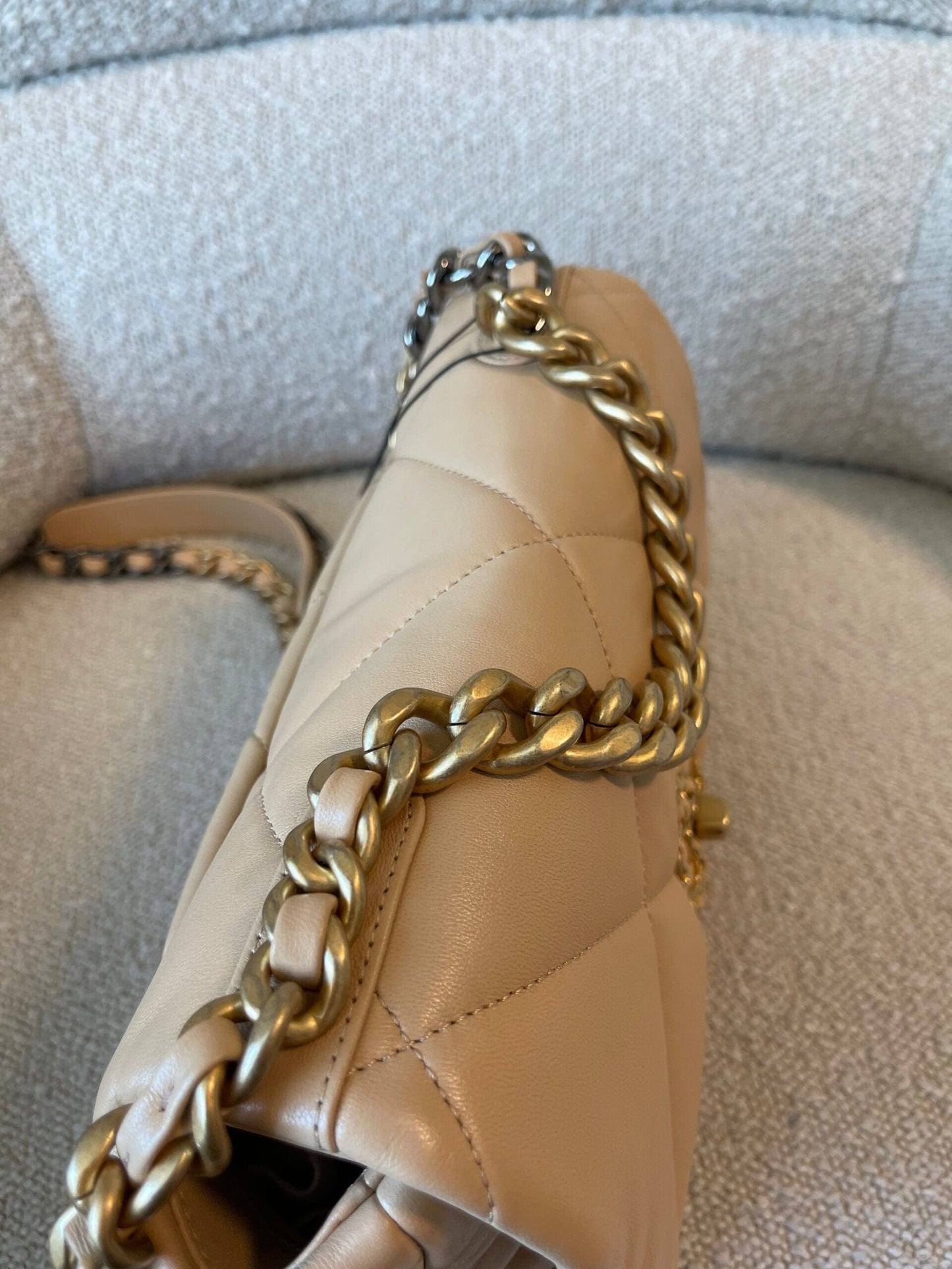 22C Beige Clair 19 Flap Small MHW