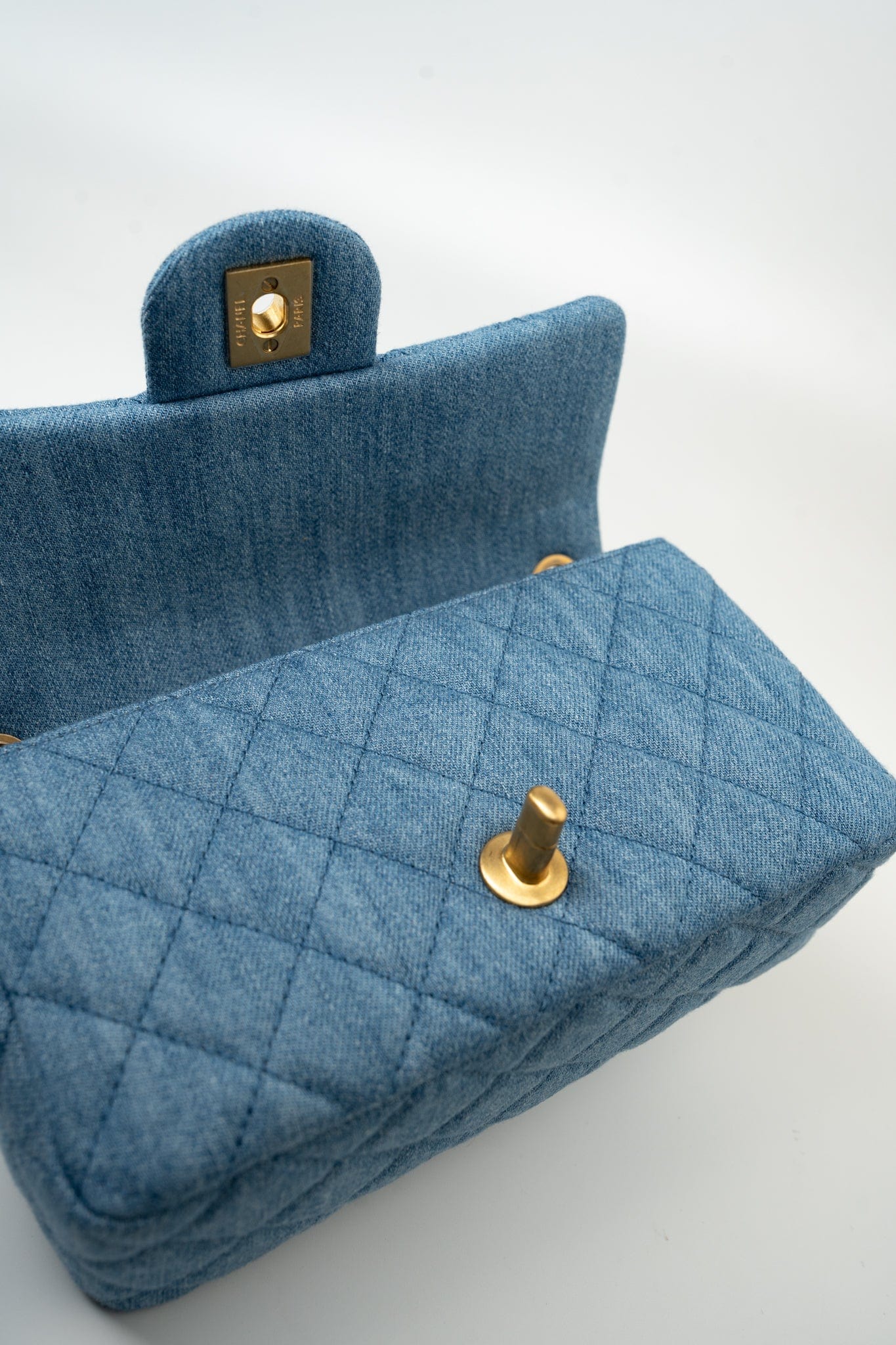 22C Blue Denim Pearl Crush Mini Rectangular Flap AGHW