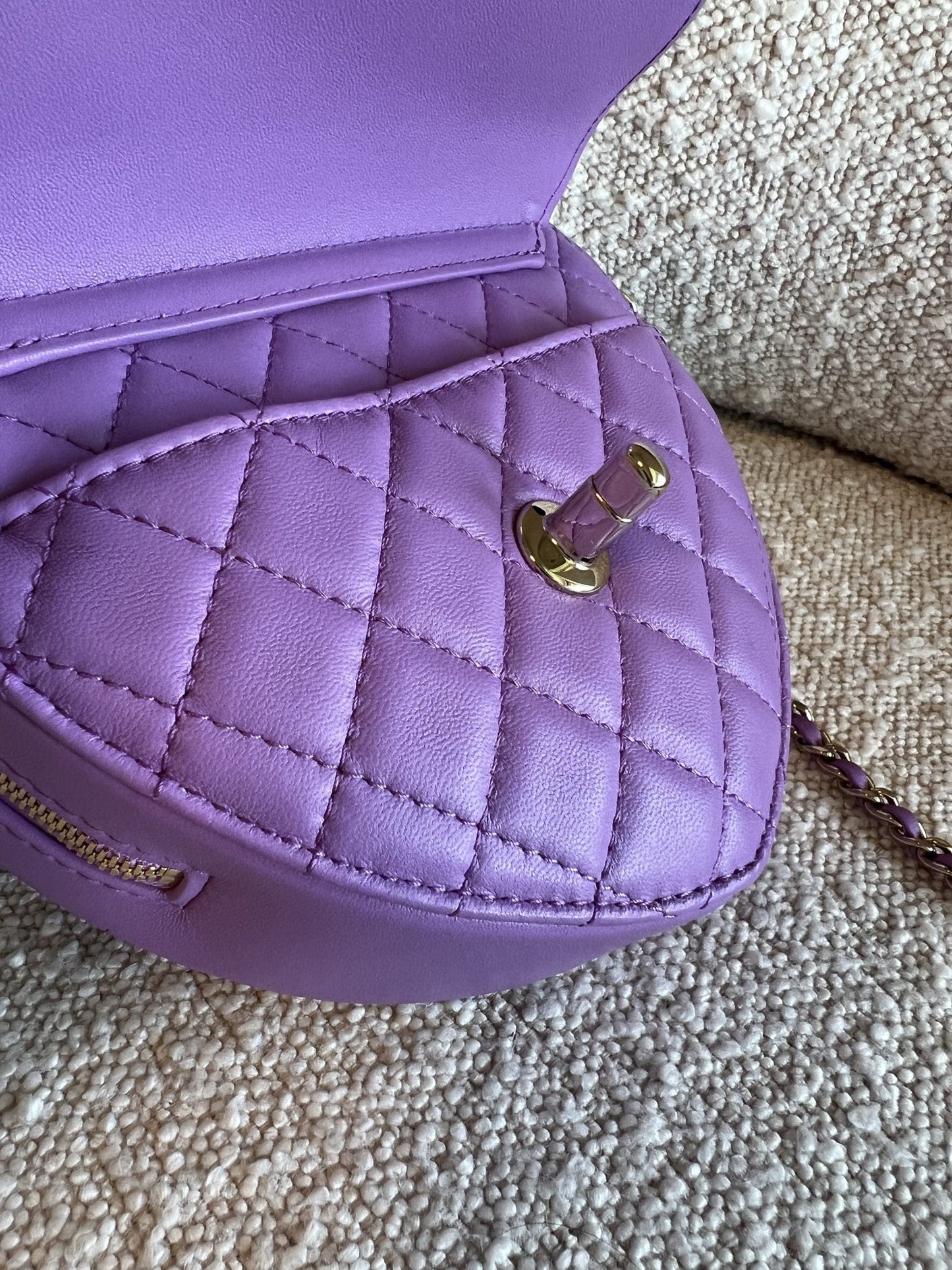 22C In Love Purple Lambskin Large Heart Bag LGHW