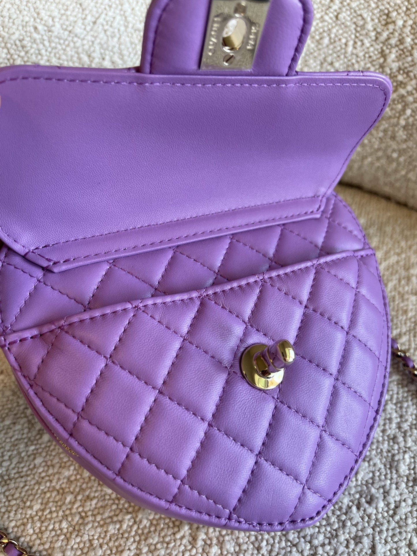22C In Love Purple Lambskin Large Heart Bag LGHW