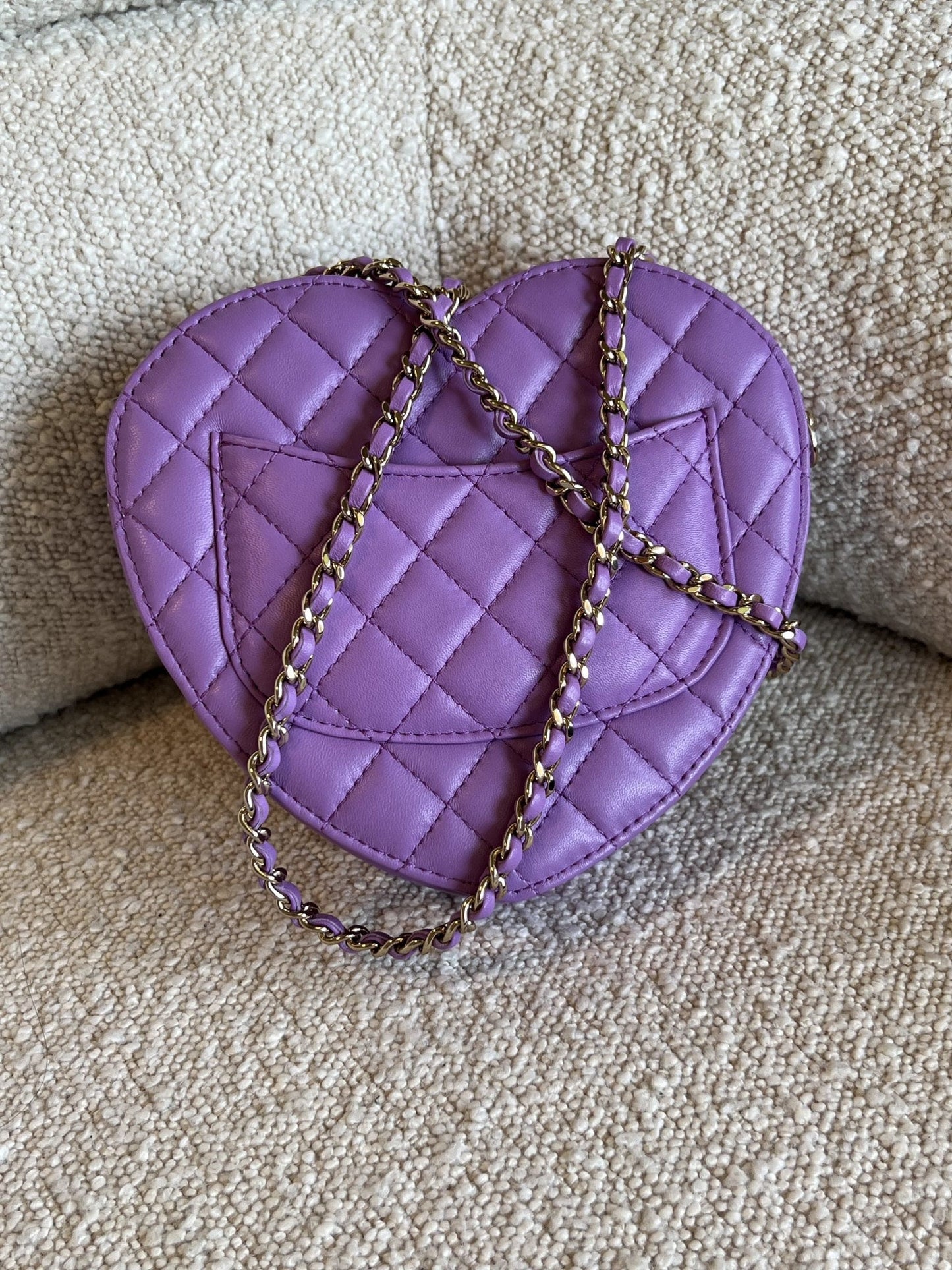 22C In Love Purple Lambskin Large Heart Bag LGHW
