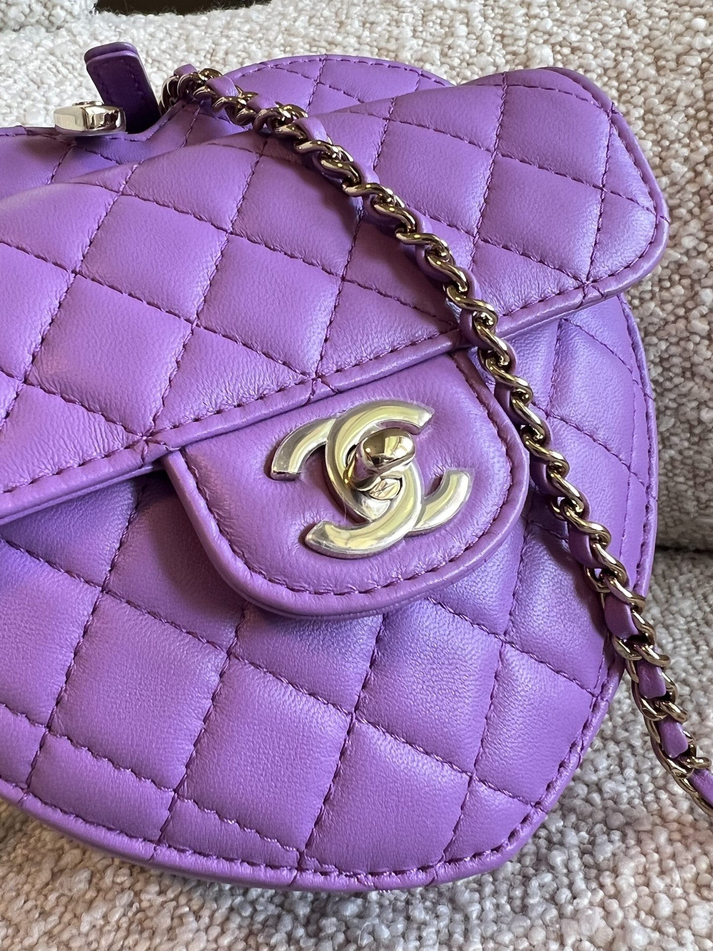 22C In Love Purple Lambskin Large Heart Bag LGHW