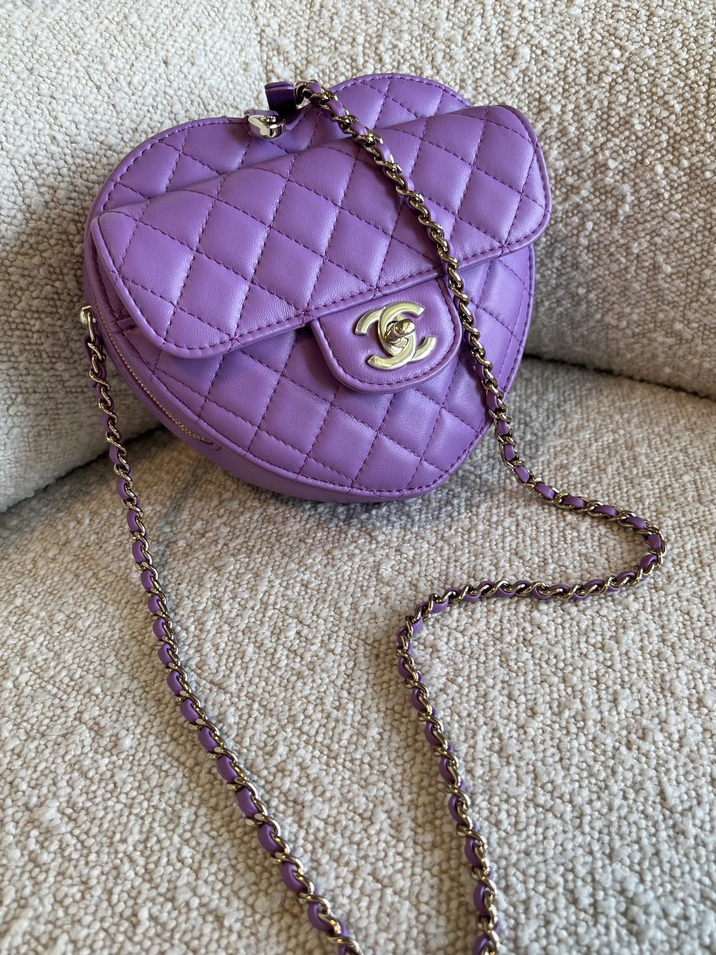 22C In Love Purple Lambskin Large Heart Bag LGHW