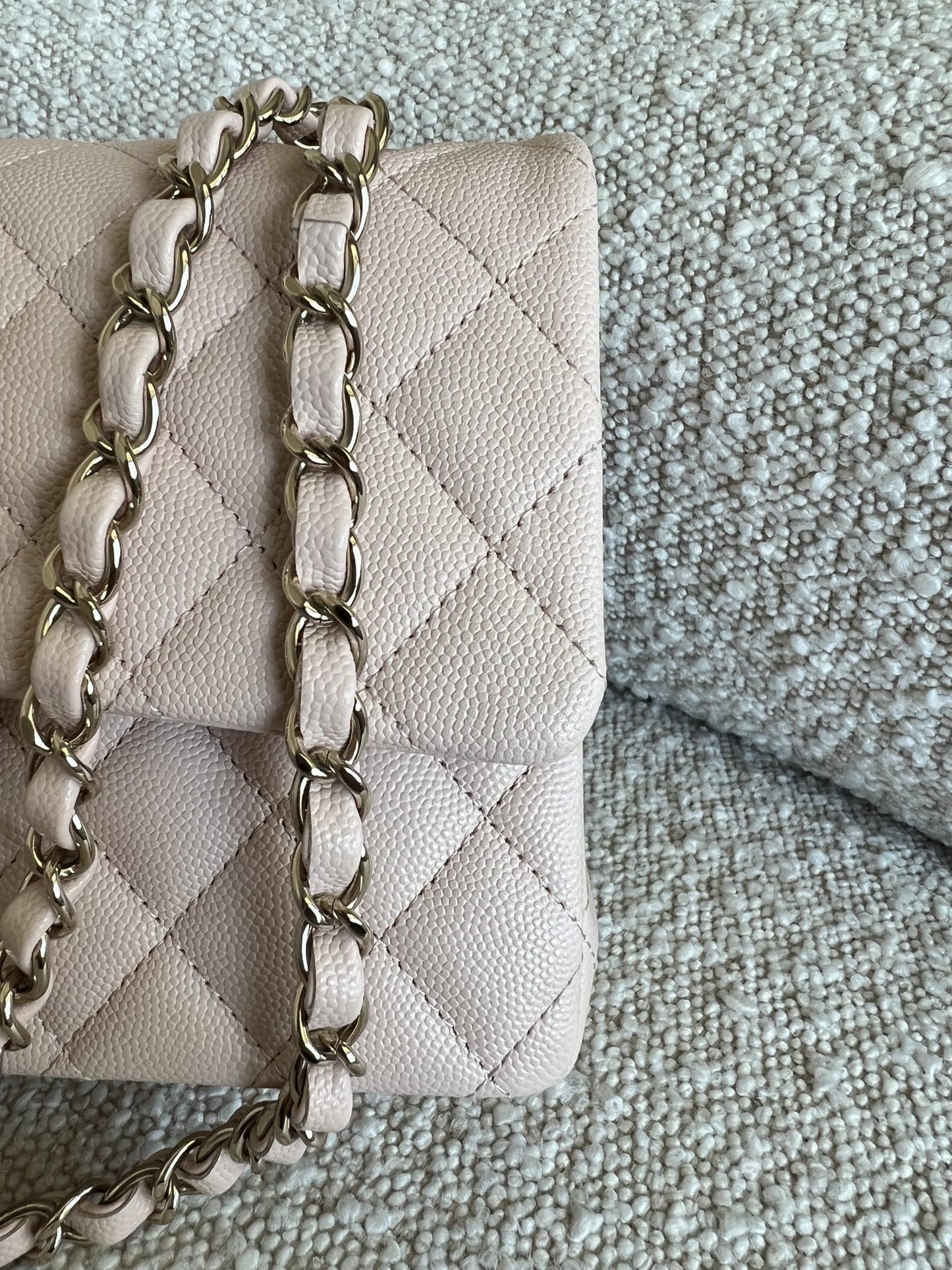 22C Light Beige Caviar Quilted Classic Flap Medium LGHW