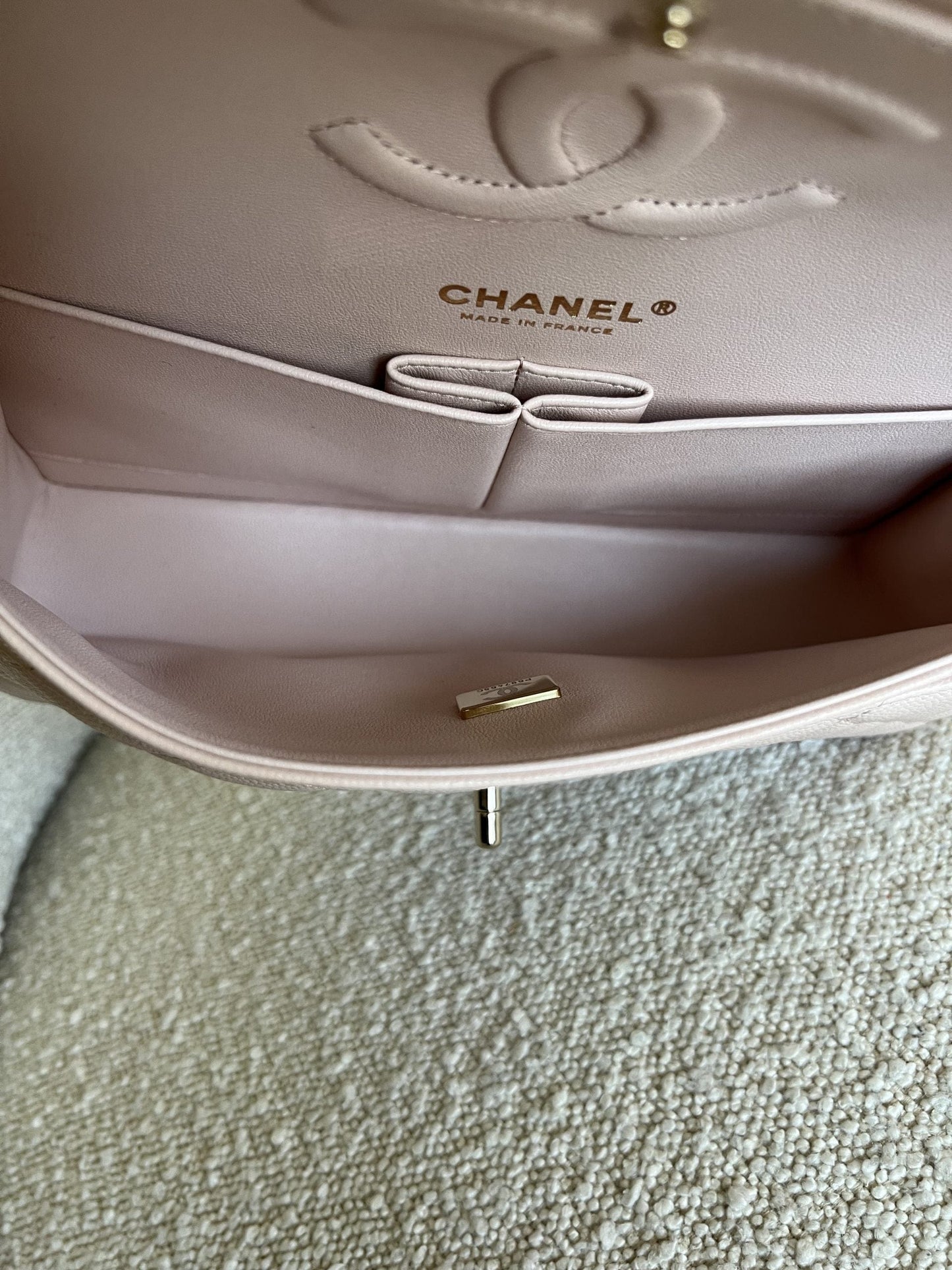 22C Light Beige Caviar Quilted Classic Flap Medium LGHW