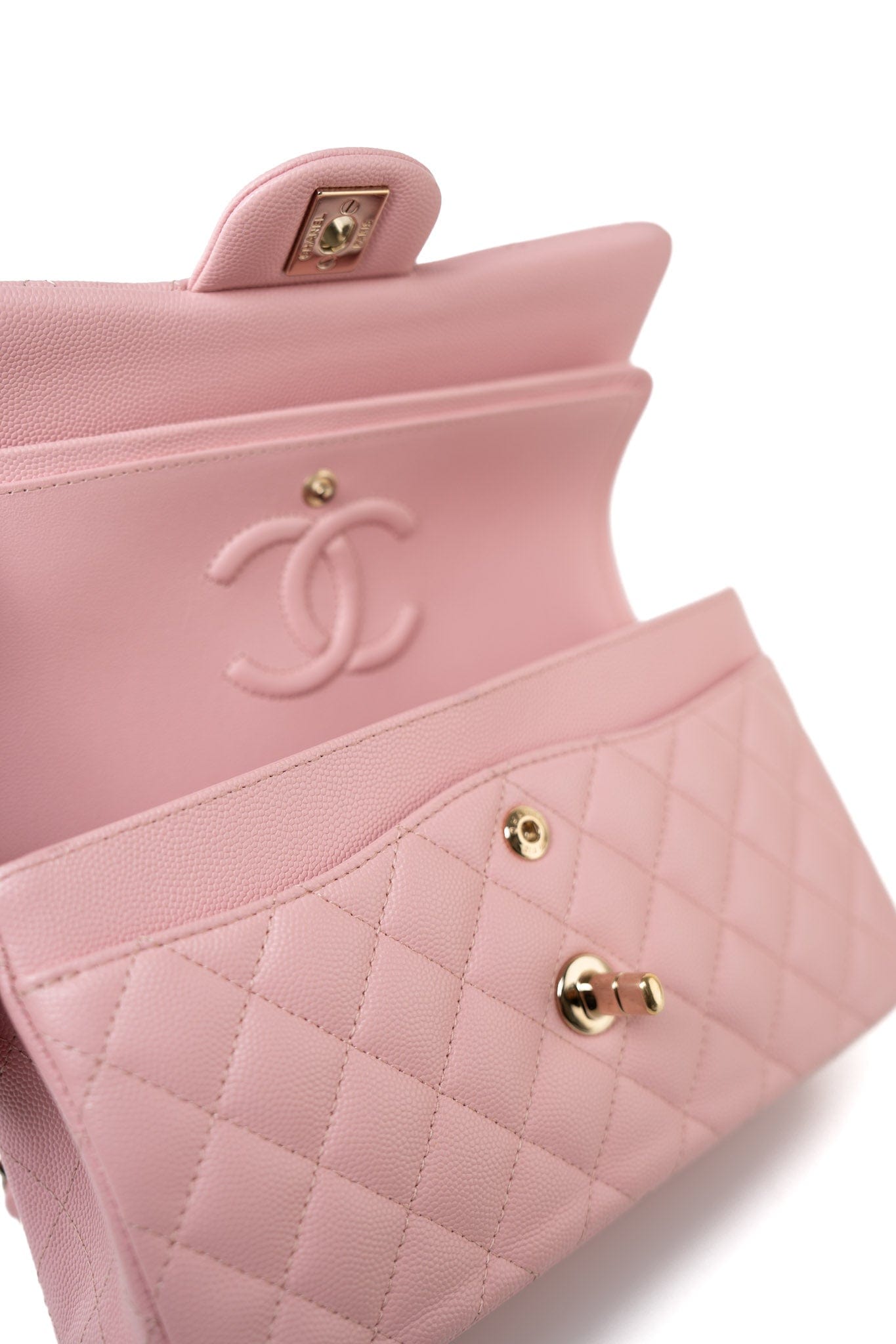 22C Sakura Pink Small Caviar Quilted Classic Flap Light Gold Hardware