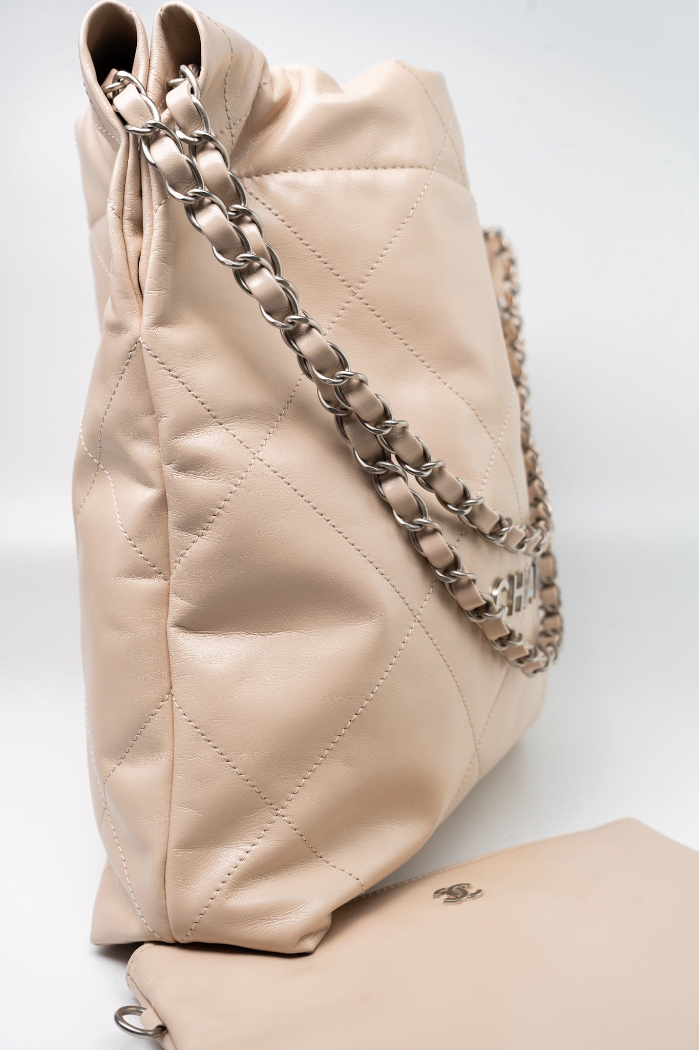 22P Ecru (nude) Small Calfskin Quilted 22 Bag