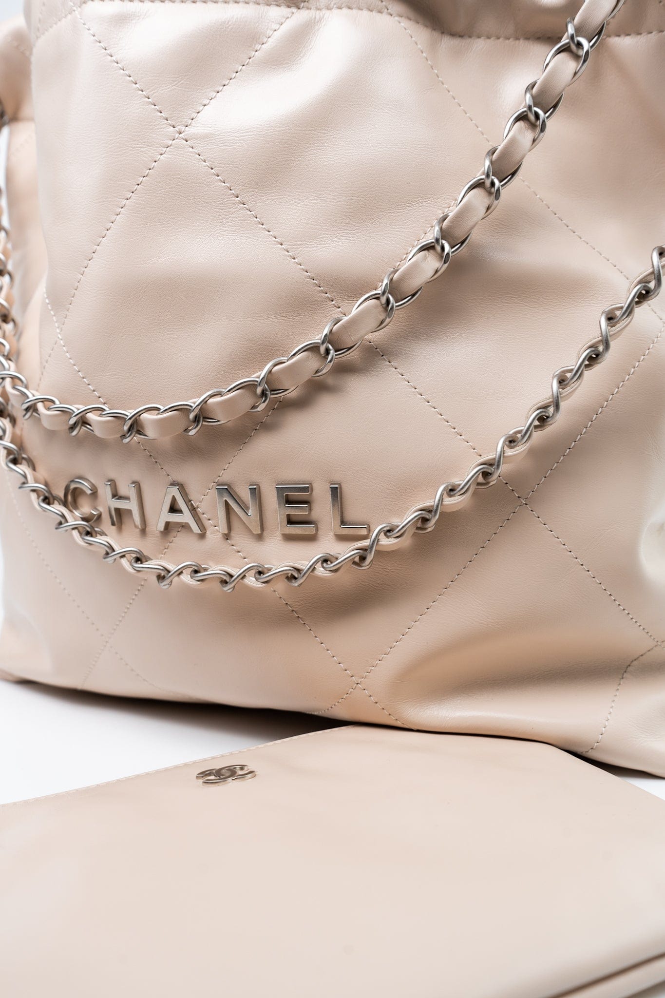 22P Ecru (nude) Small Calfskin Quilted 22 Bag