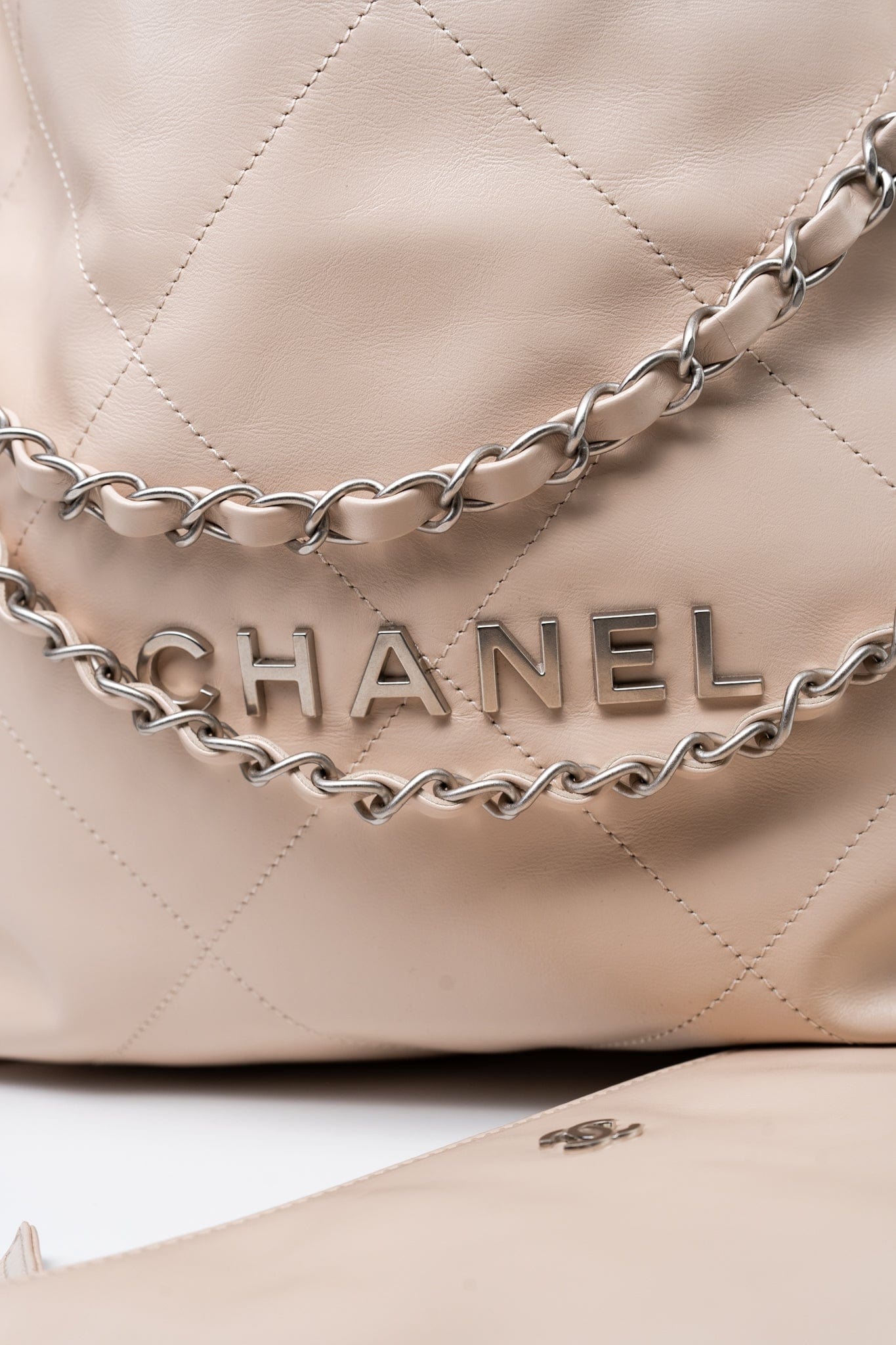 22P Ecru (nude) Small Calfskin Quilted 22 Bag