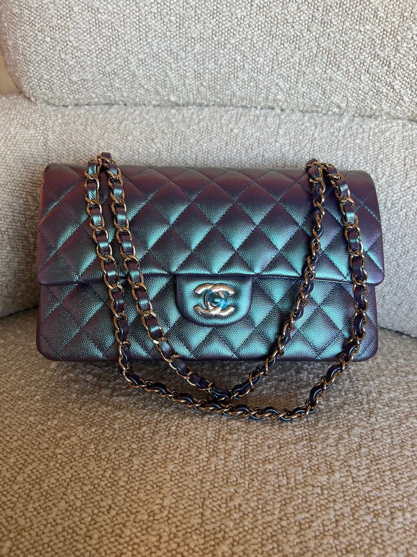 22P Iridescent Purple Caviar Quilted Medium Double Flap