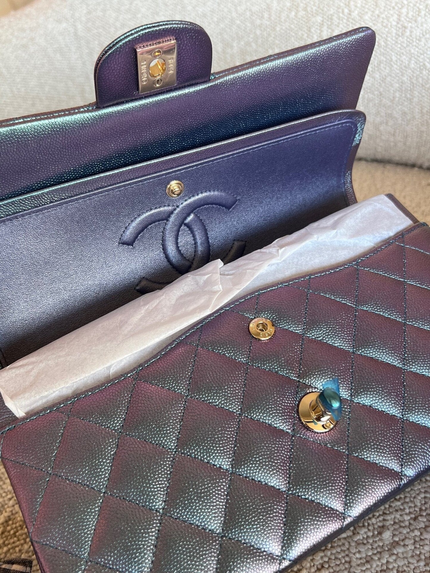 22P Iridescent Purple Caviar Quilted Medium Double Flap