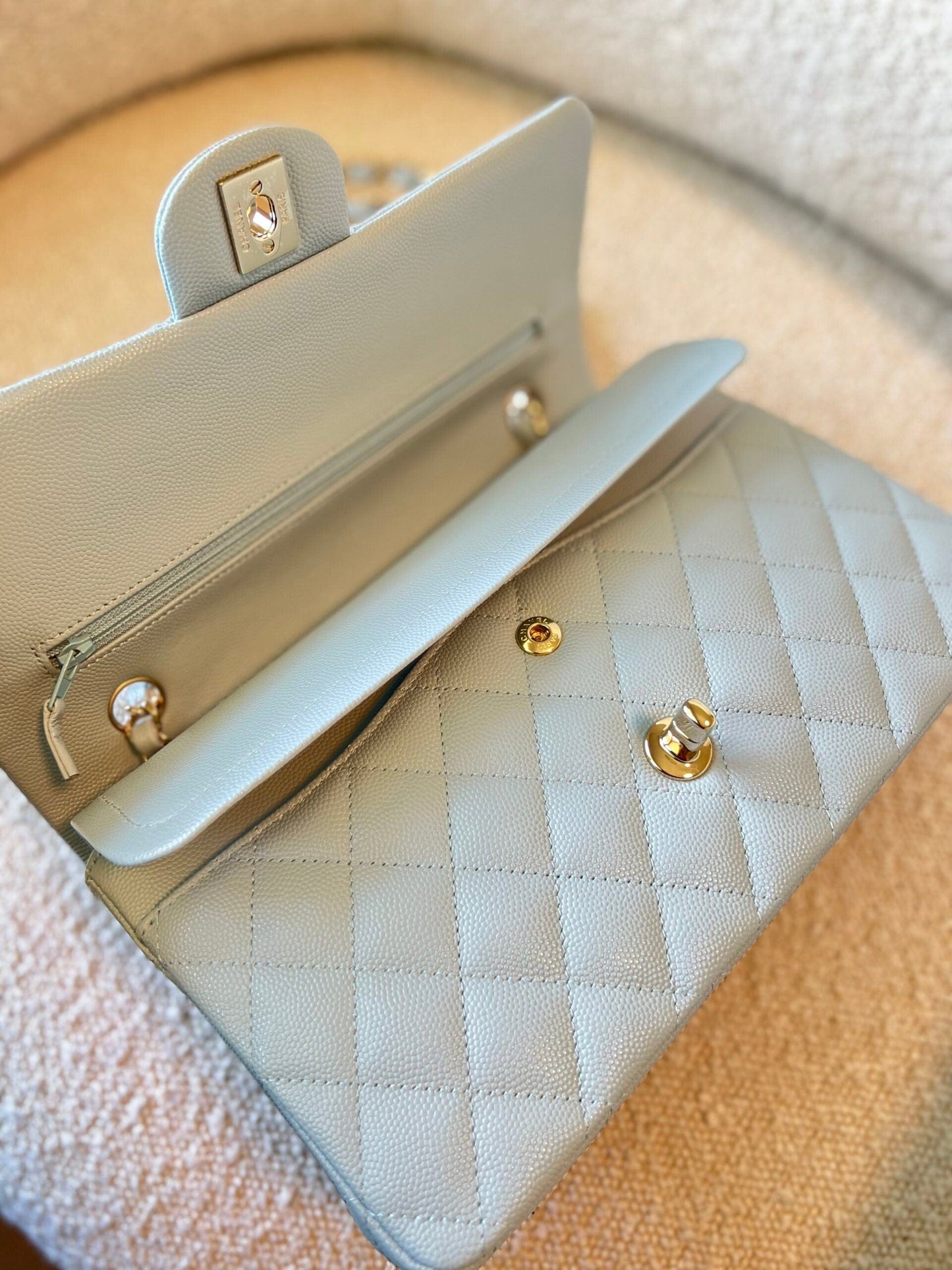 22P Light Blue Caviar Quilted Classic Flap Medium LGHW