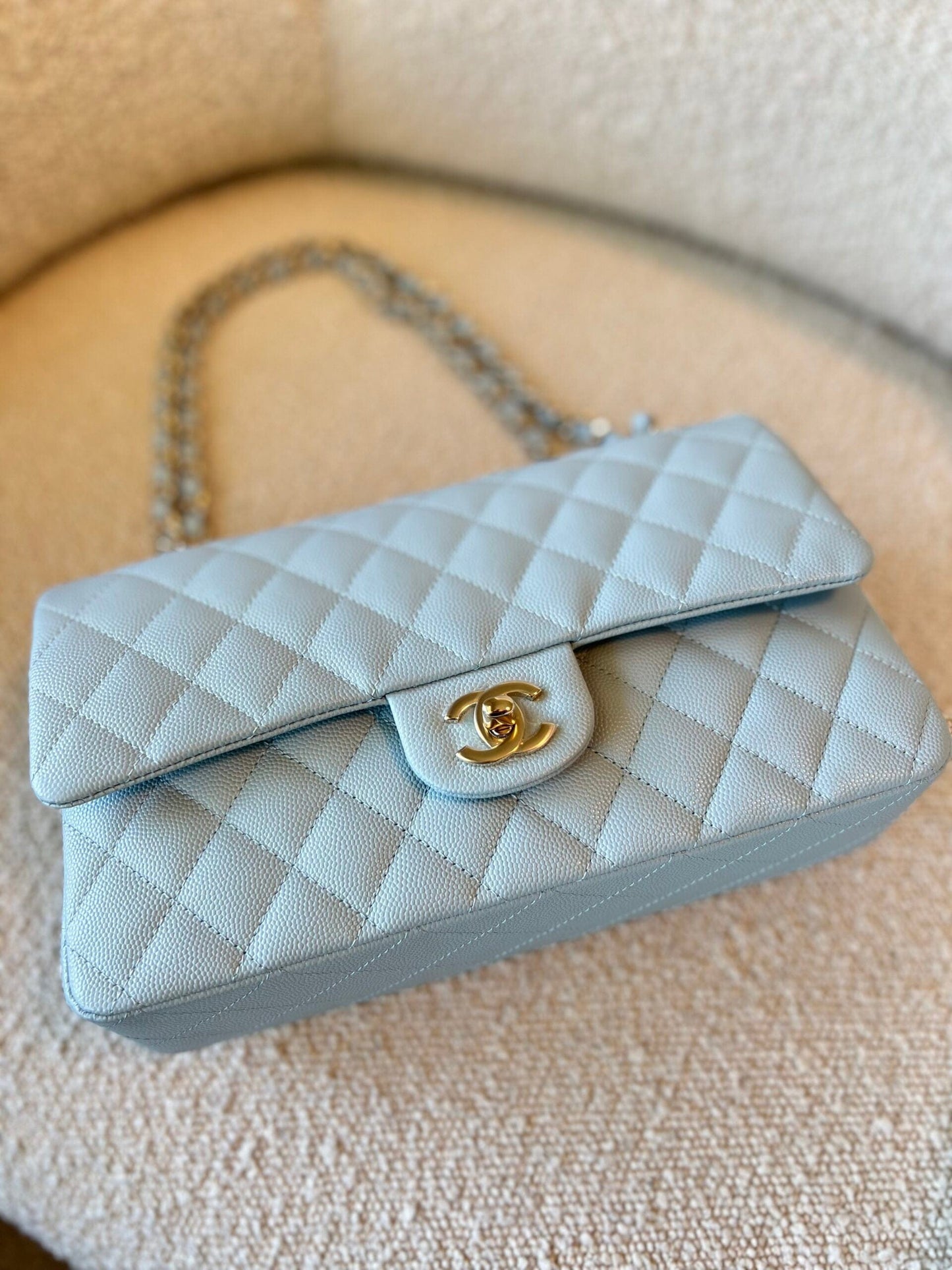 22P Light Blue Caviar Quilted Classic Flap Medium LGHW