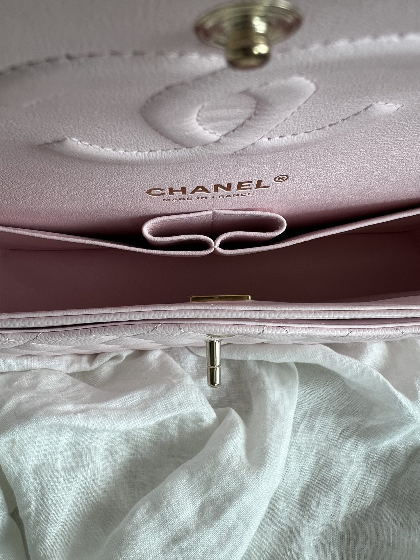 22P Light Pink Caviar Quilted Classic Flap Medium LGHW