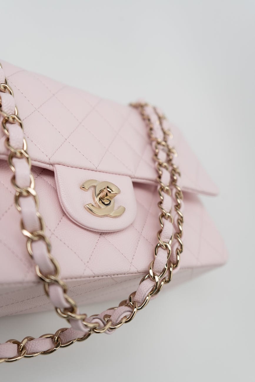 22P Light Pink Caviar Quilted Classic Flap Medium LGHW