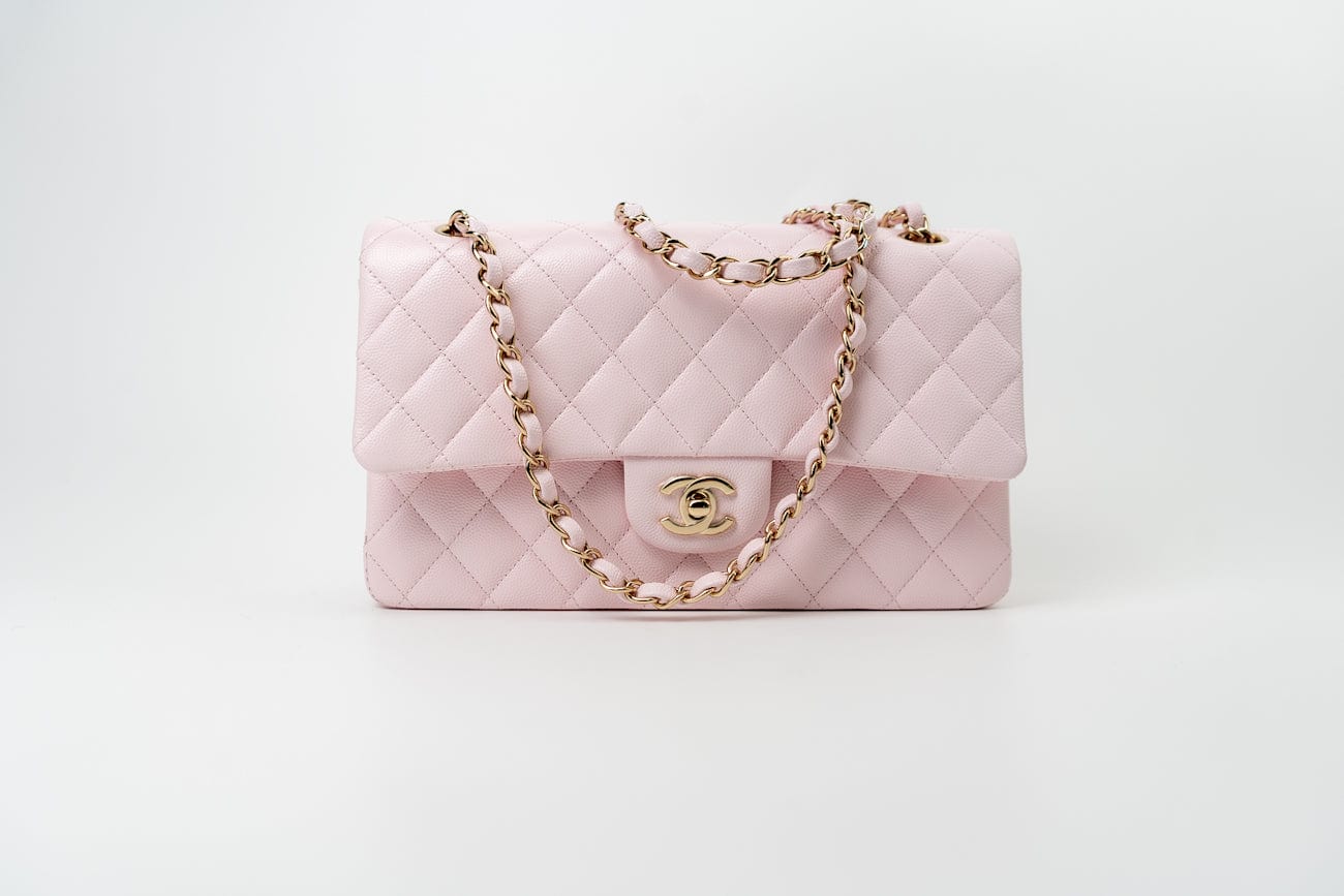 22P Light Pink Caviar Quilted Classic Flap Medium LGHW