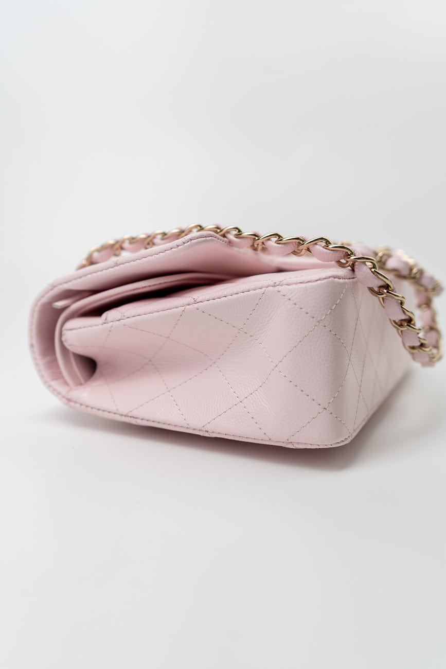 22P Light Pink Caviar Quilted Classic Flap Medium LGHW
