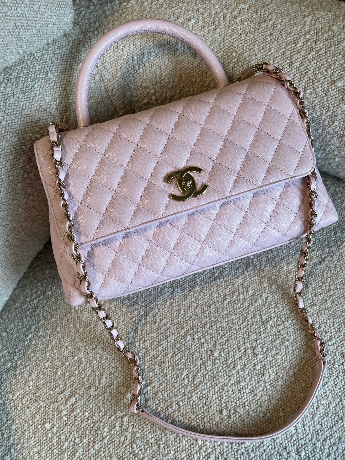 22P Light Pink Caviar Quilted Coco Handle Medium LGHW