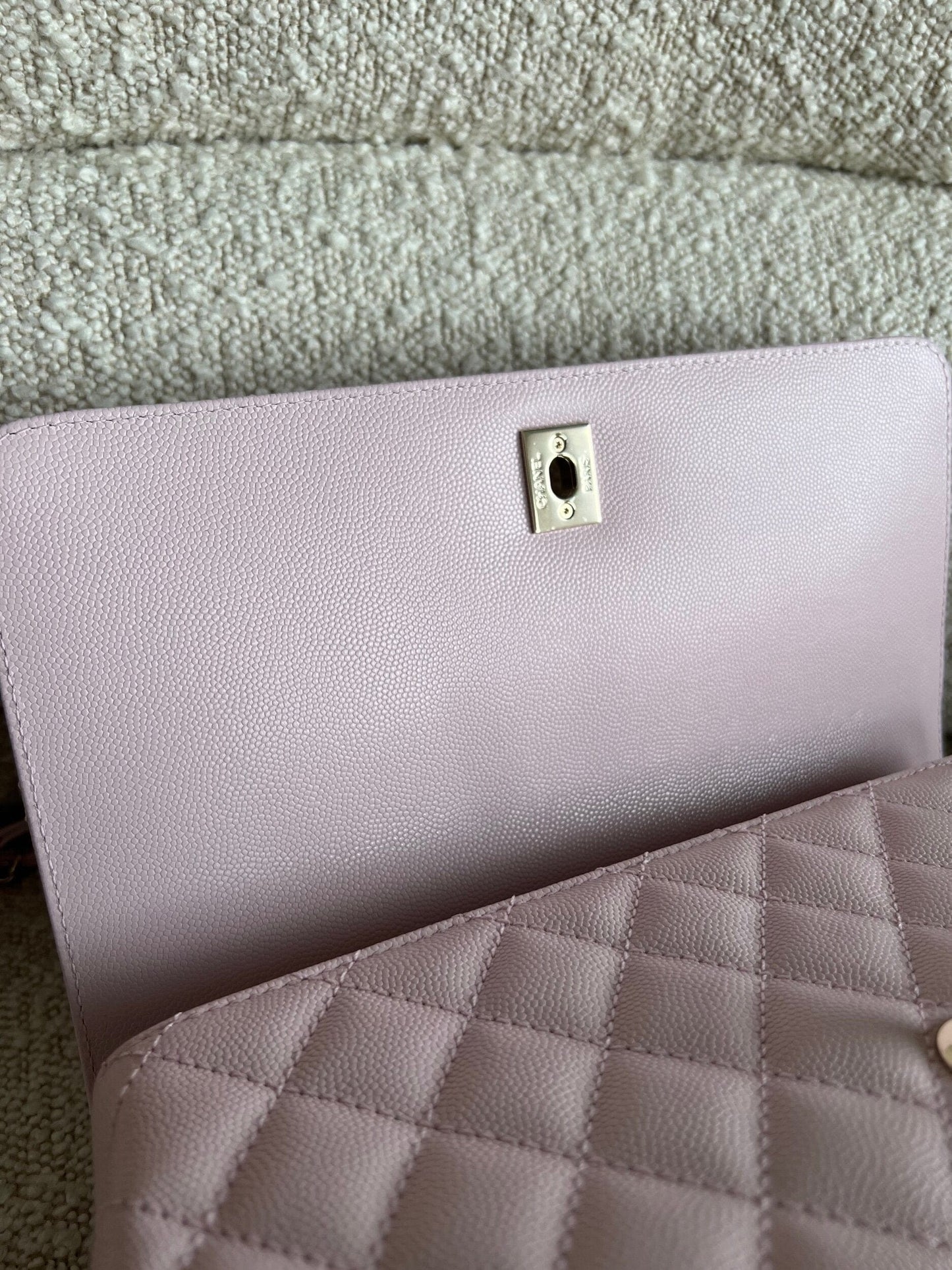 22P Light Pink Caviar Quilted Coco Handle Medium LGHW