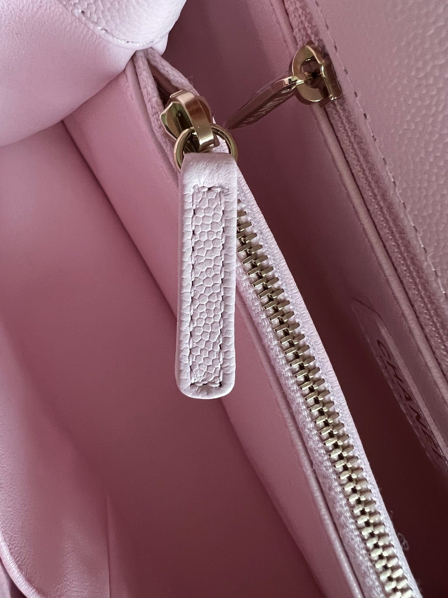 22P Light Pink Caviar Quilted Coco Handle Medium LGHW