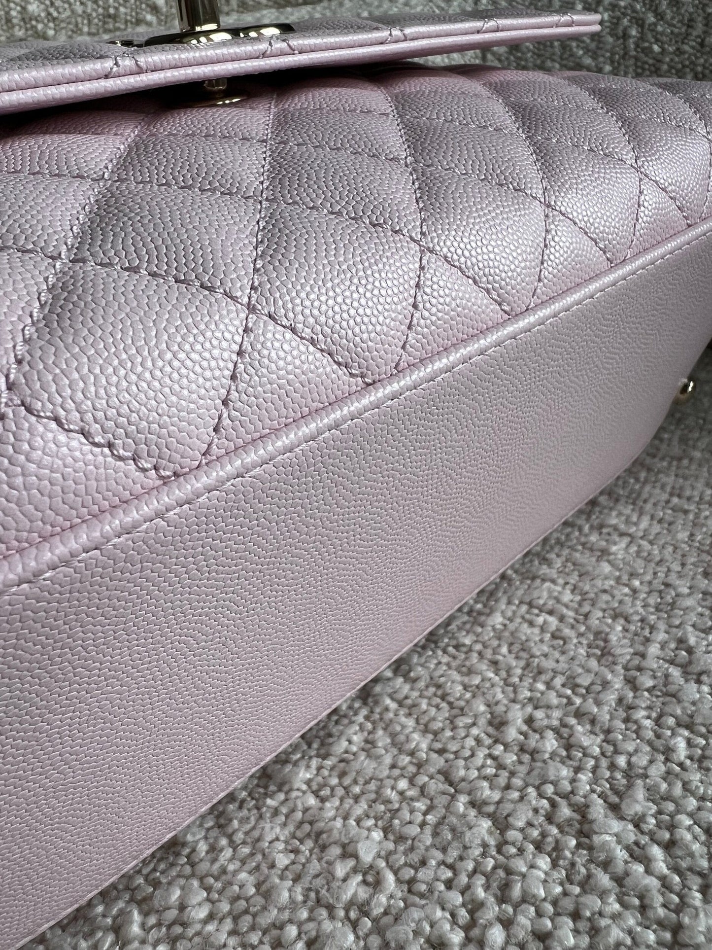 22P Light Pink Caviar Quilted Coco Handle Medium LGHW