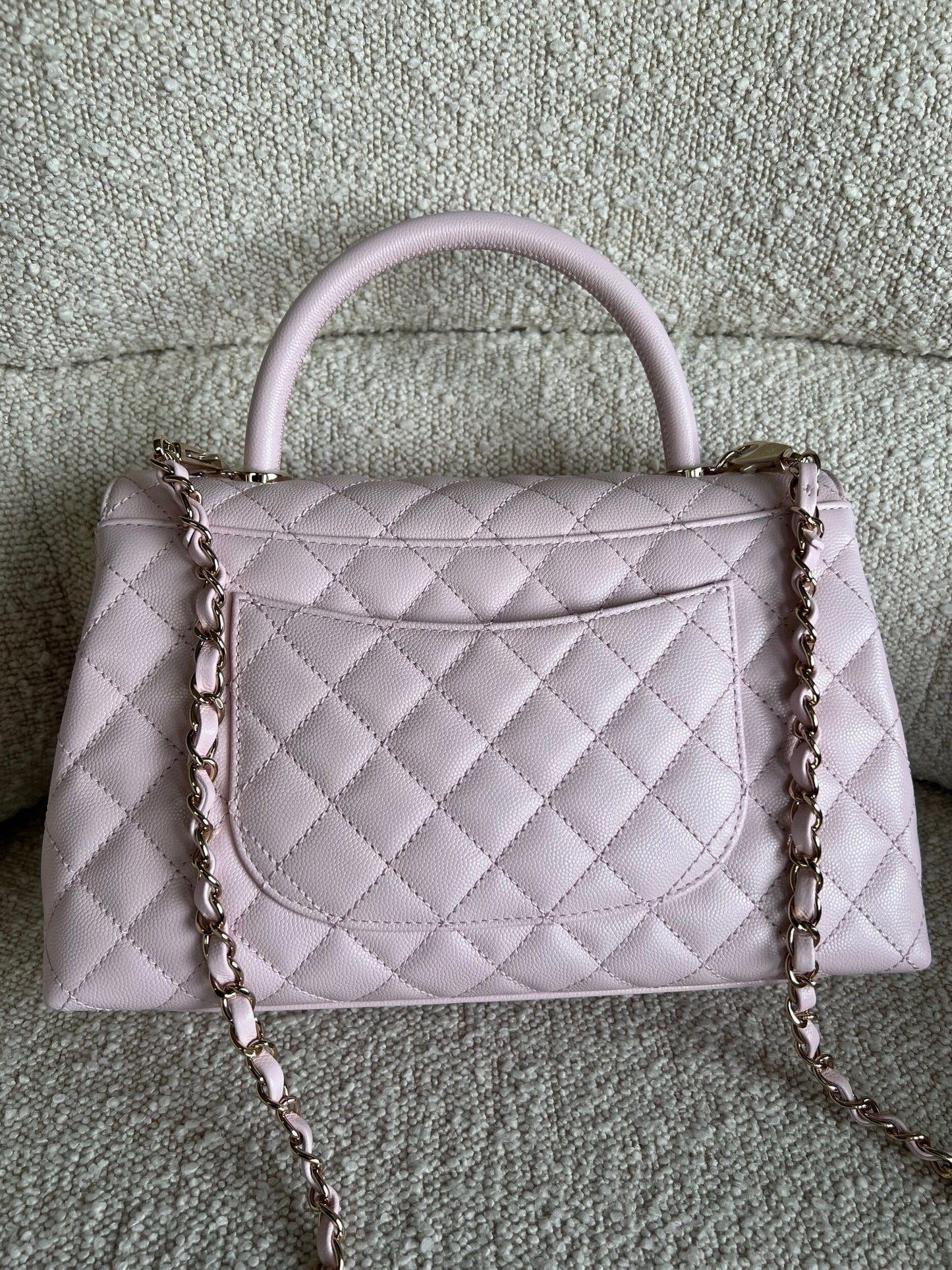 22P Light Pink Caviar Quilted Coco Handle Medium LGHW