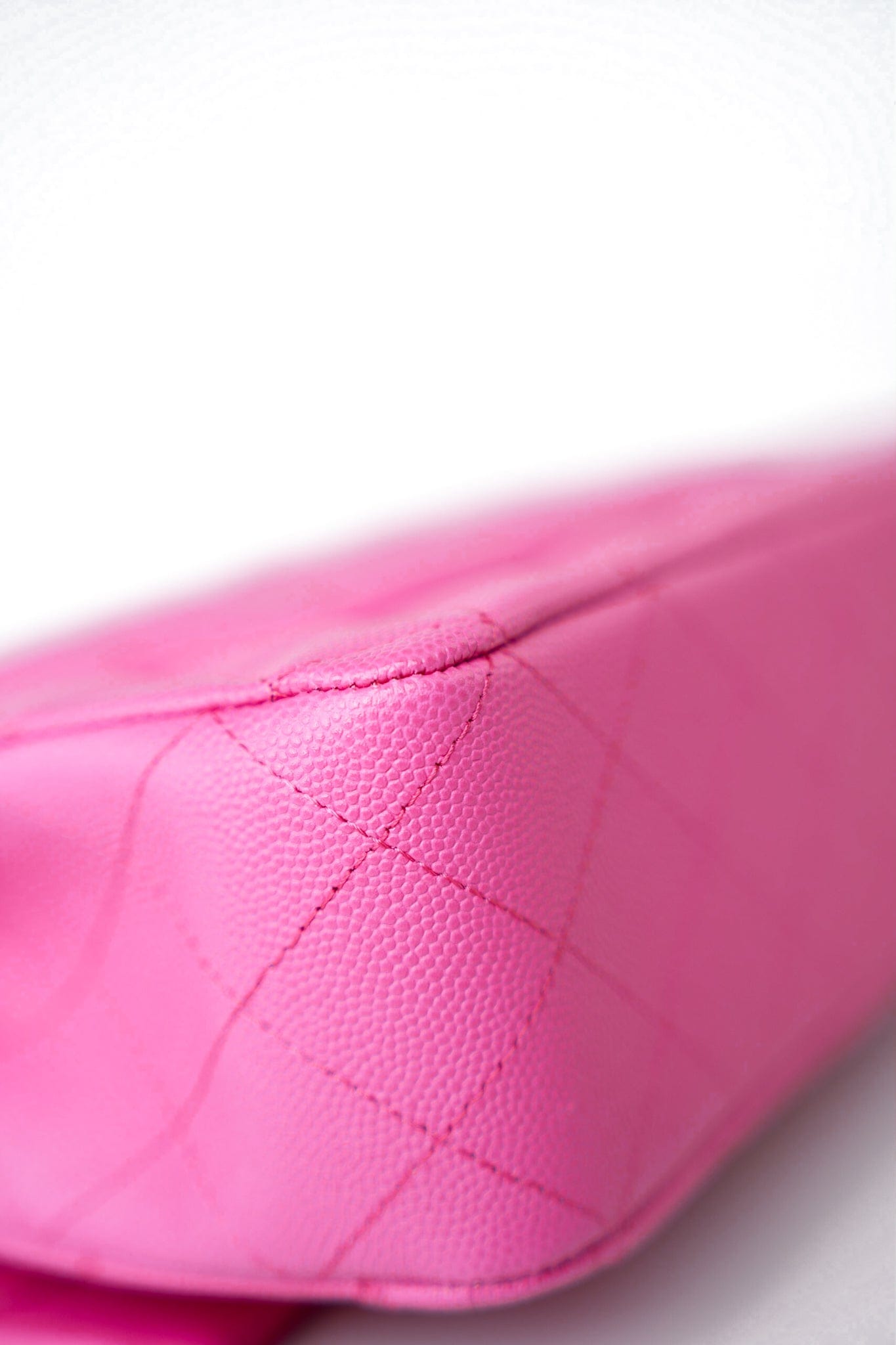 22P Pink Caviar Quilted Classic Flap Medium Light Gold Hardware