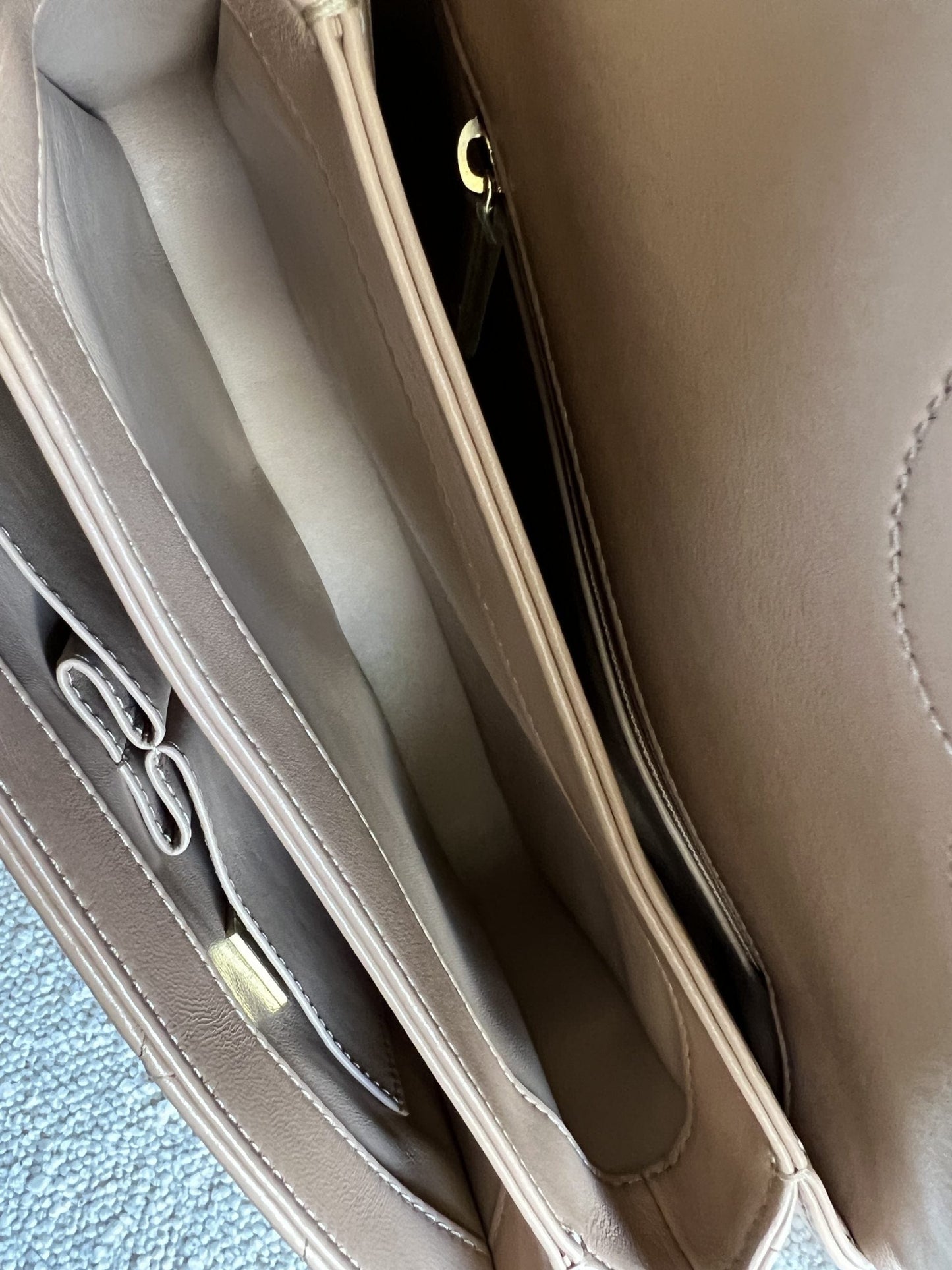 22S Beige Lambskin Quilted Trendy CC LGHW