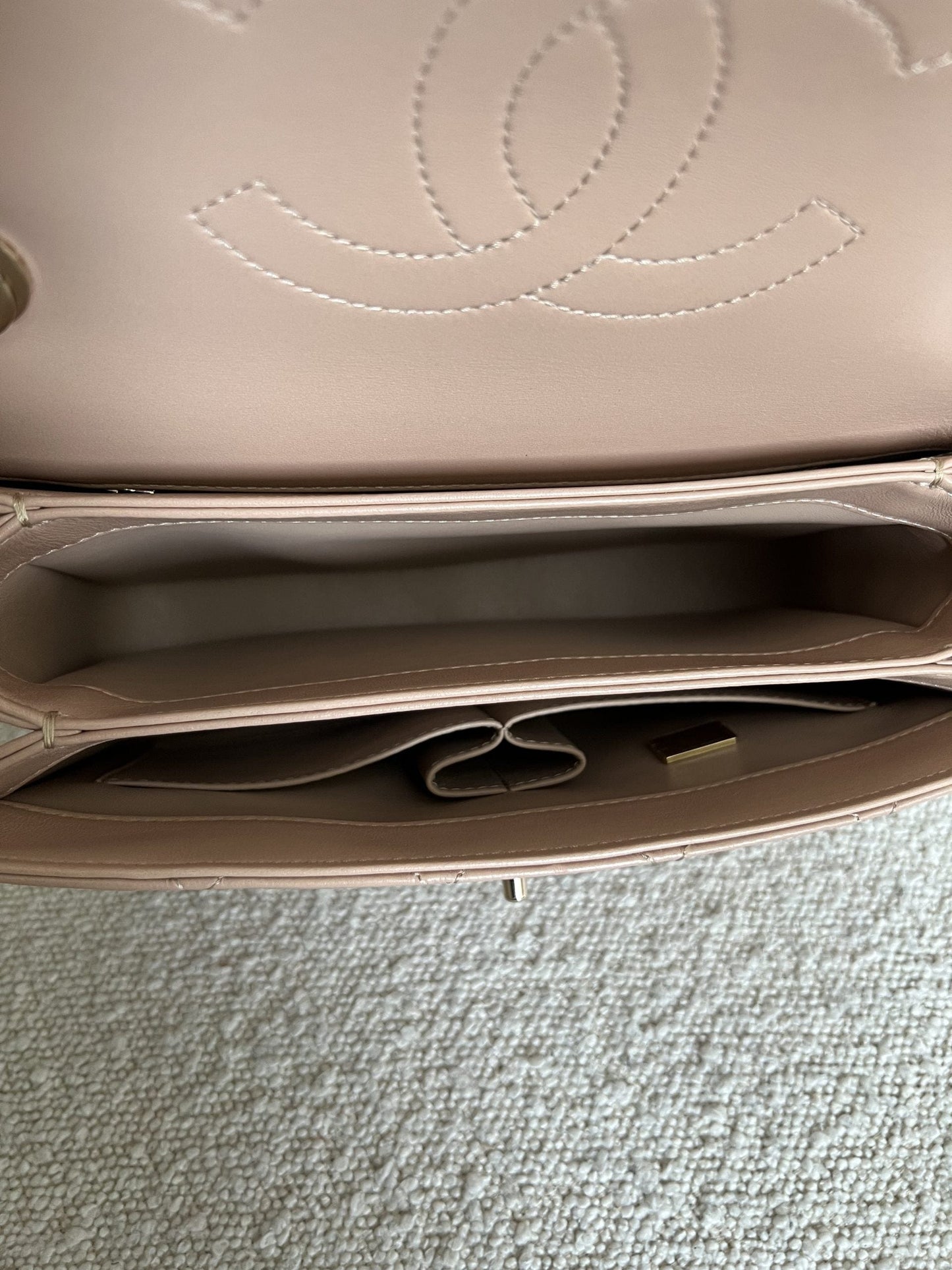 22S Beige Lambskin Quilted Trendy CC Light Gold Hardware