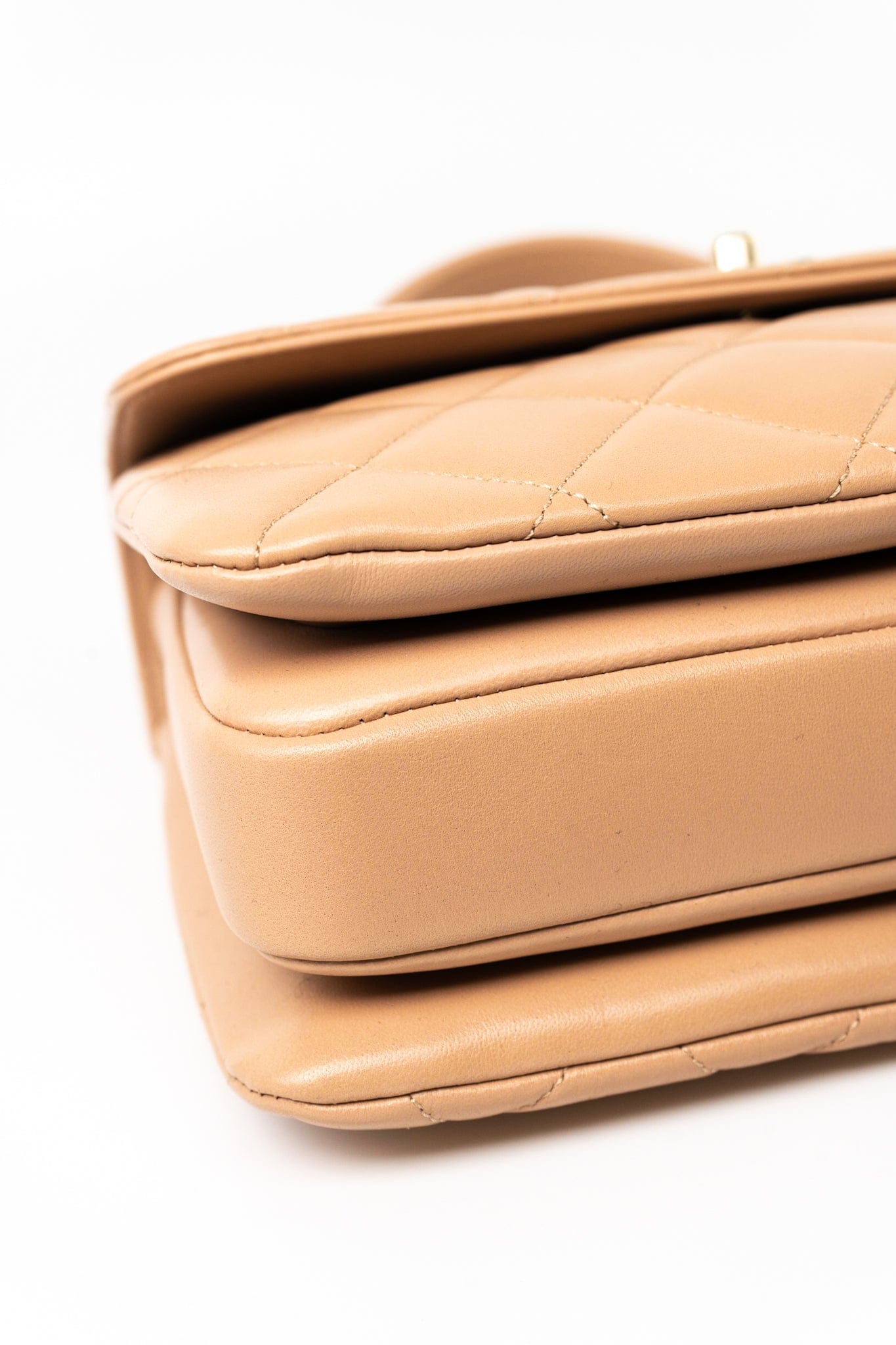22S Beige / Light Caramel Lambskin Quilted Trendy CC Small Light Gold Hardware