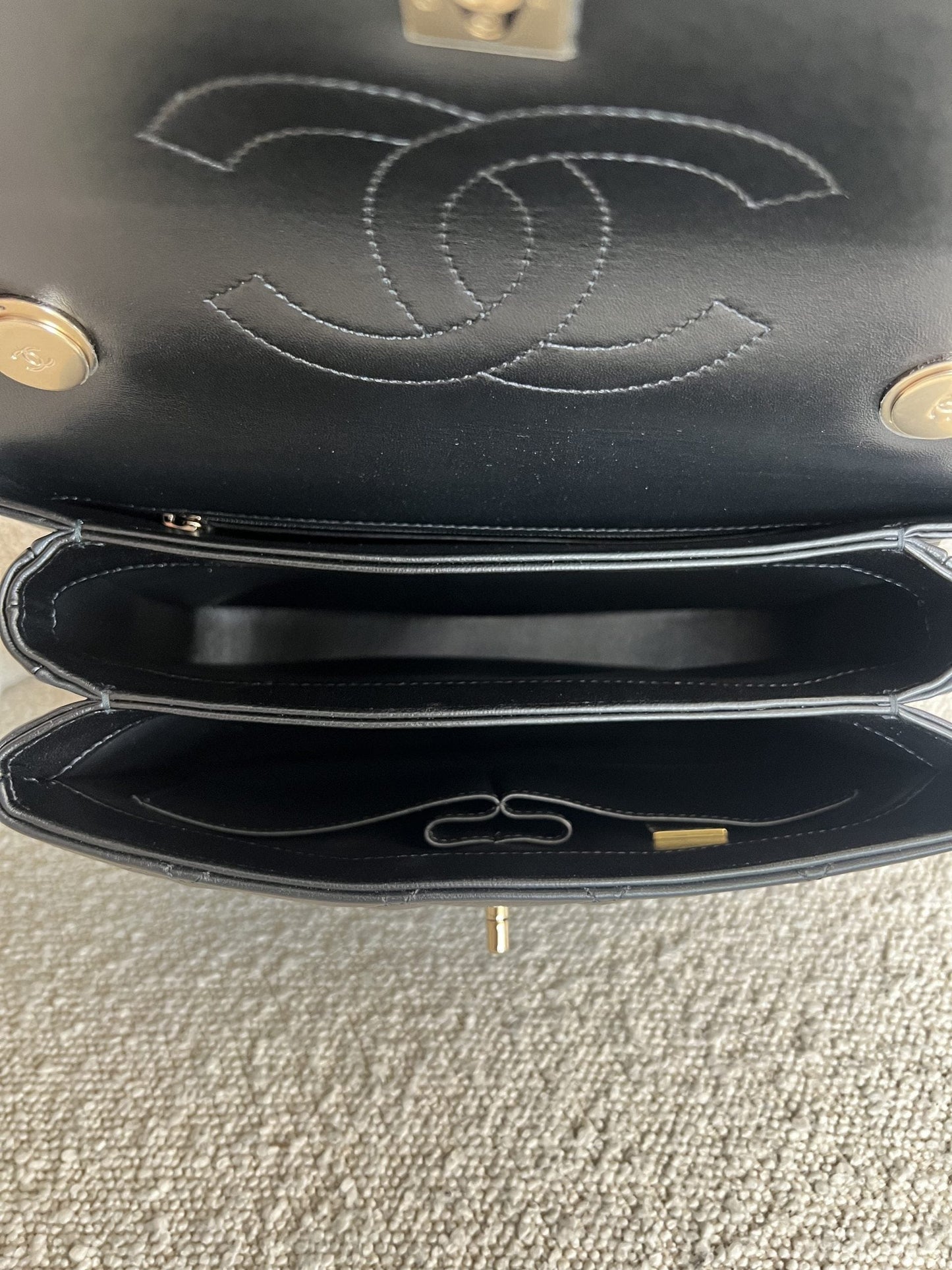 22S Black Lambskin Quilted Trendy CC Small LGHW