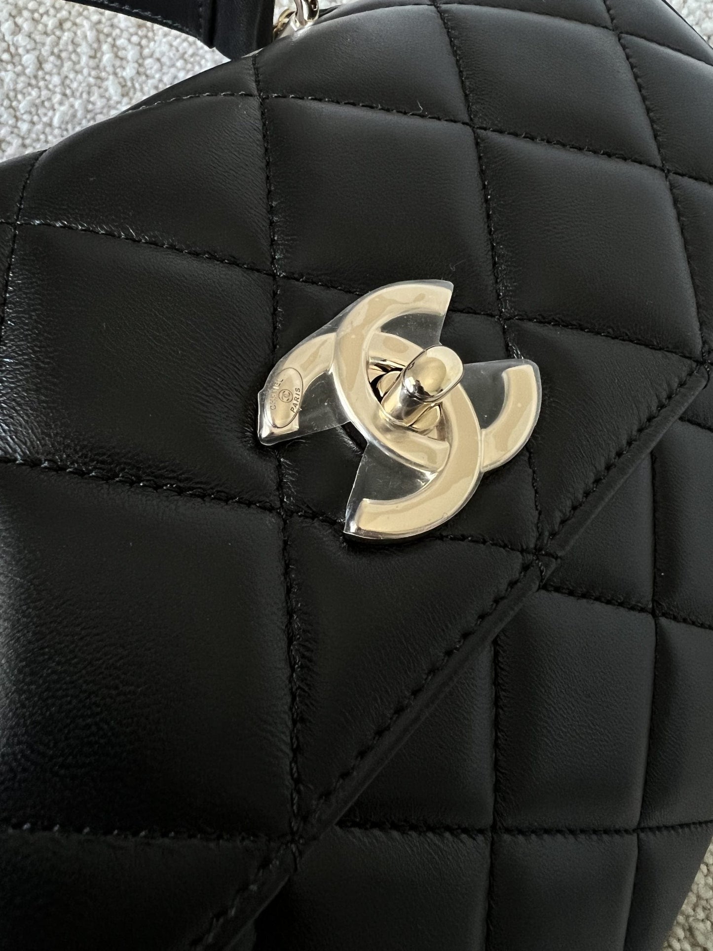 22S Black Lambskin Quilted Trendy CC Small LGHW