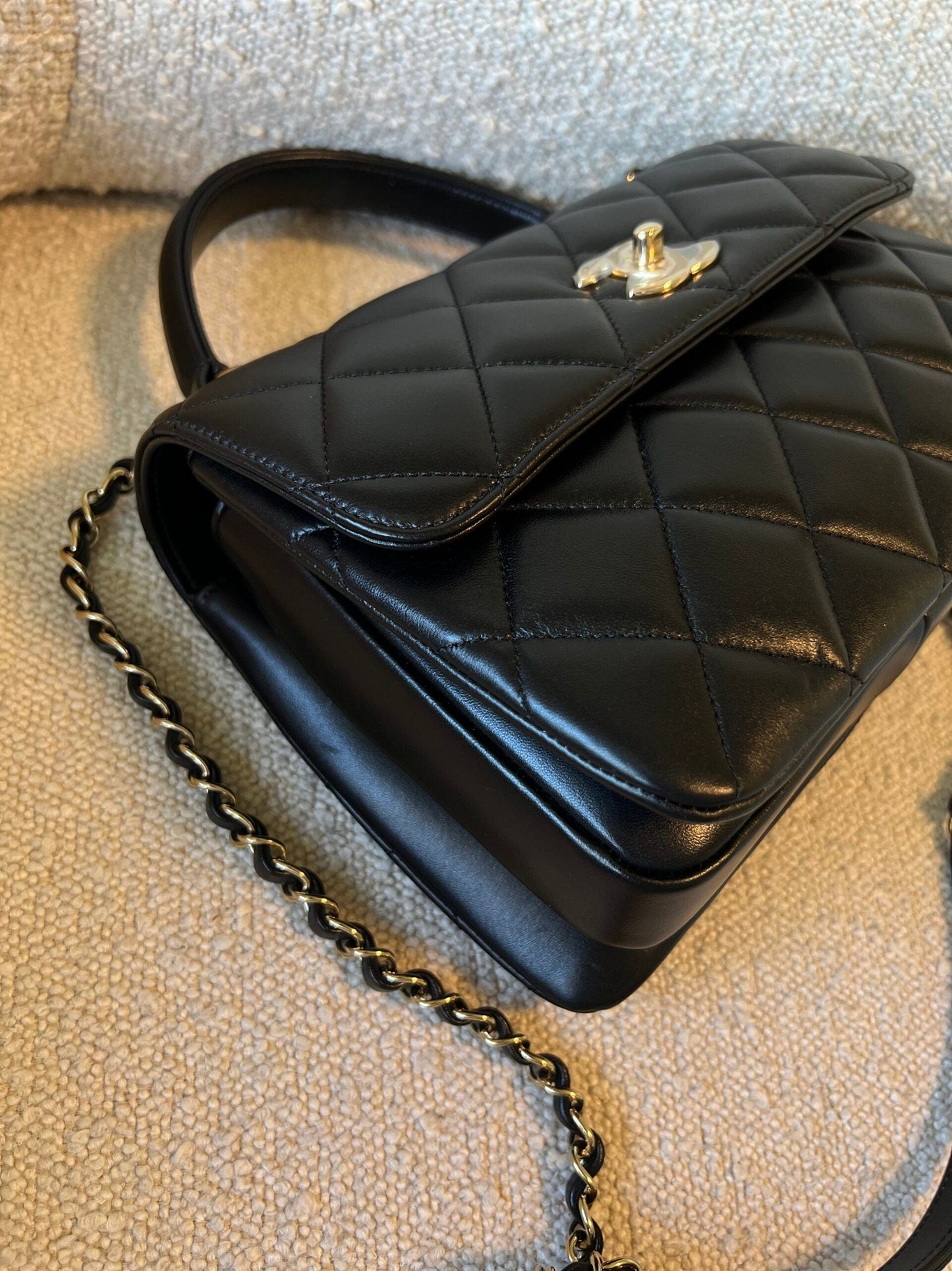 22S Black Lambskin Quilted Trendy CC Small LGHW