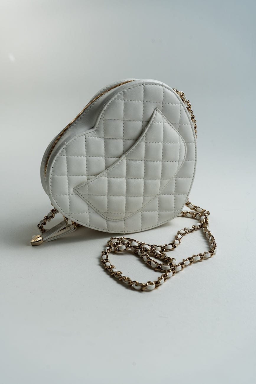 22S CC In Love White Lambskin Quilted Large Heart Bag LGHW