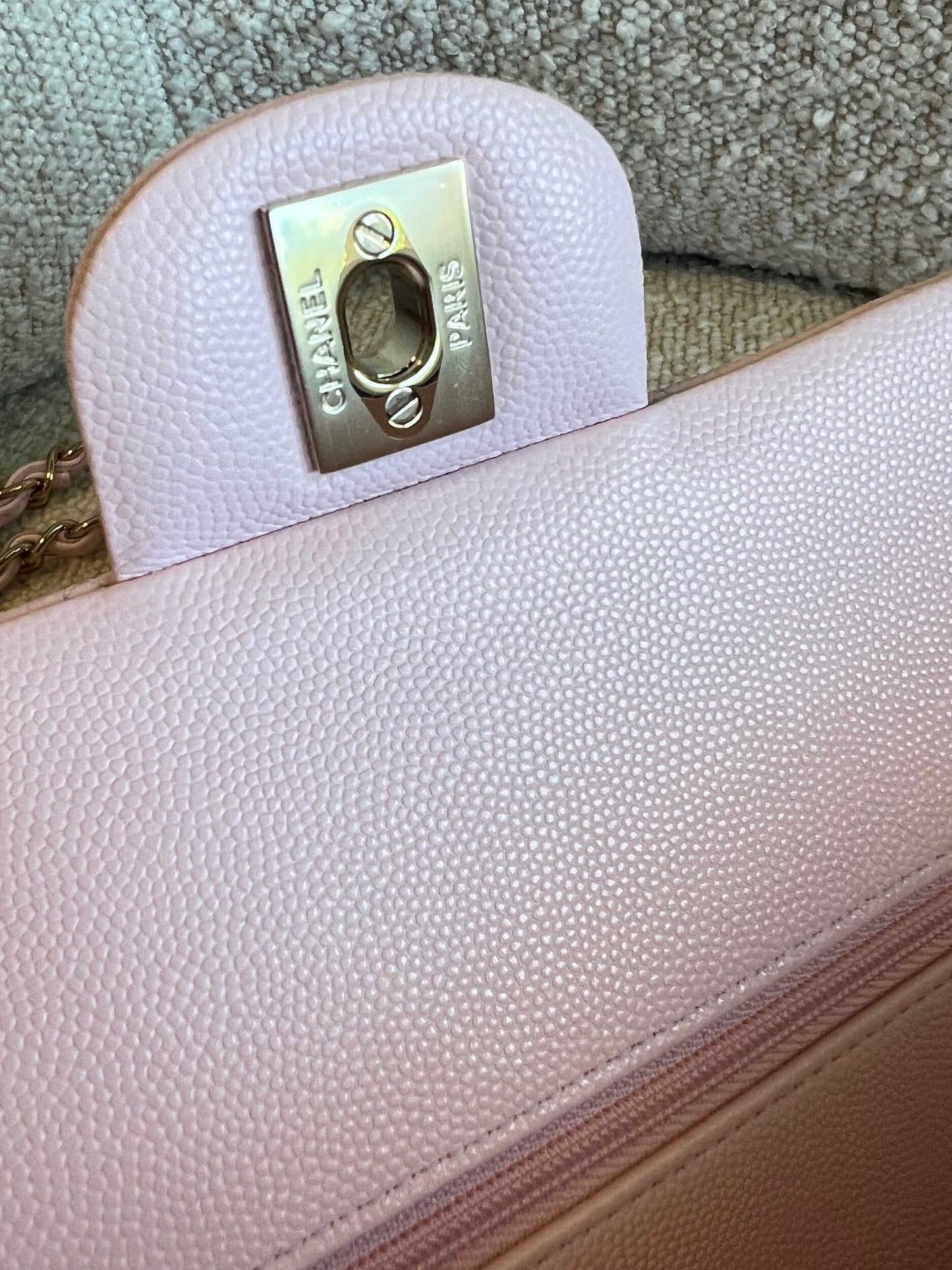 22S Light Pink Caviar Quilted Classic Flap Medium LGHW